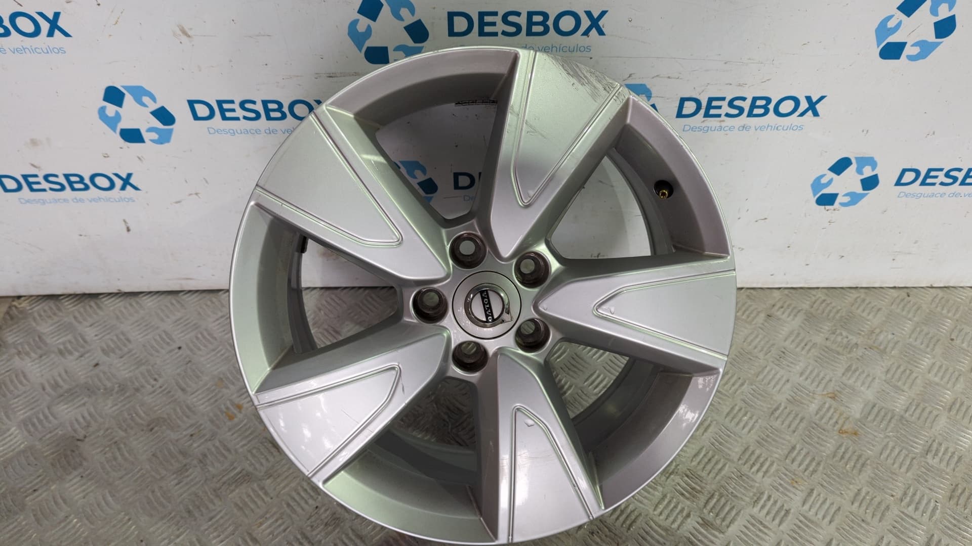 Recambio de JUEGO LLANTAS para VOLVO XC 40 2.0 D D4204T16 referencia OEM IAM 31680565 - AZUL 2