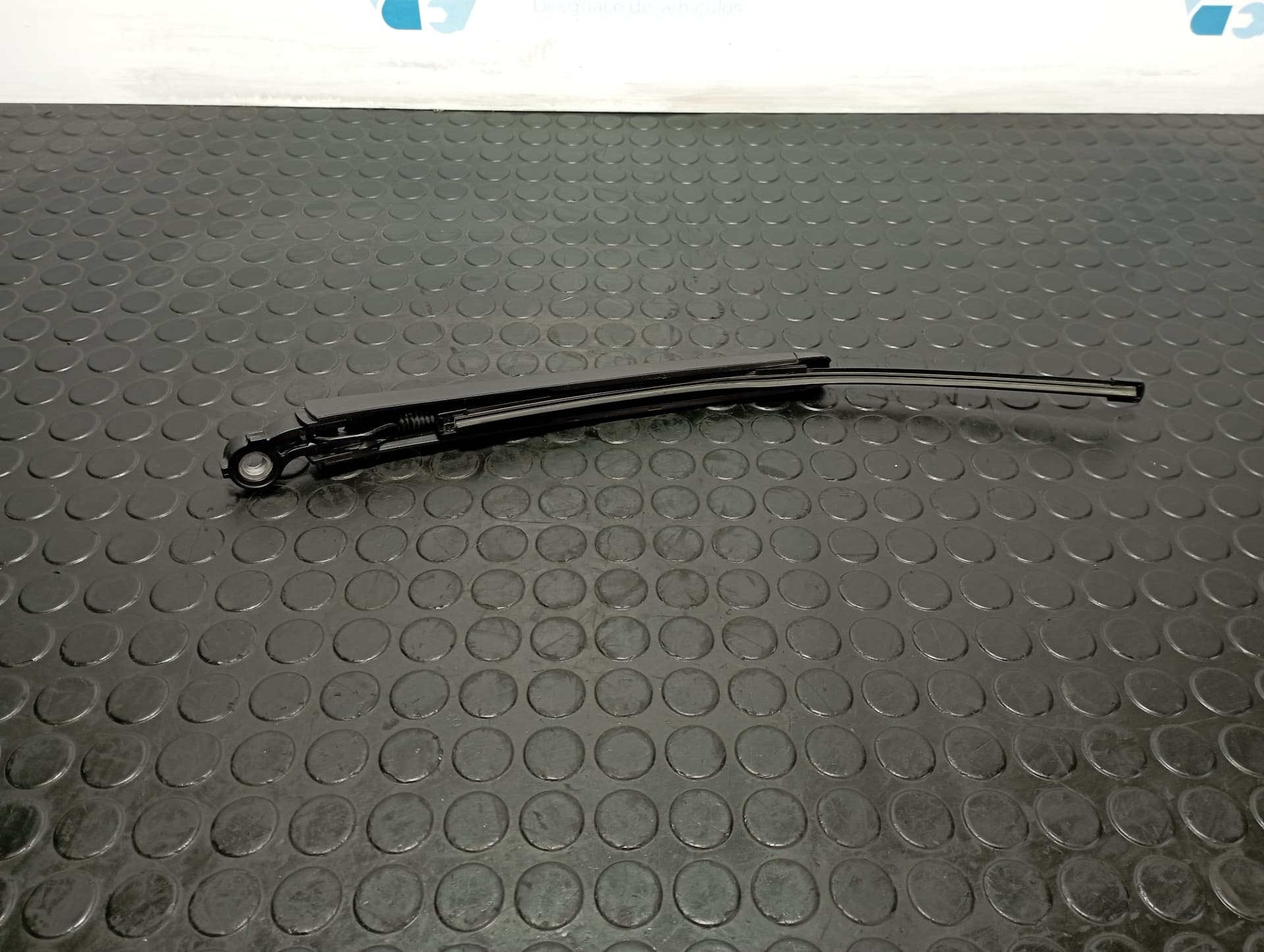 Recambio de BRAZO LIMPIA TRASERO para VOLKSWAGEN TIGUAN 2.0 TDI DFG referencia OEM IAM 5NA955704A - BLANCO