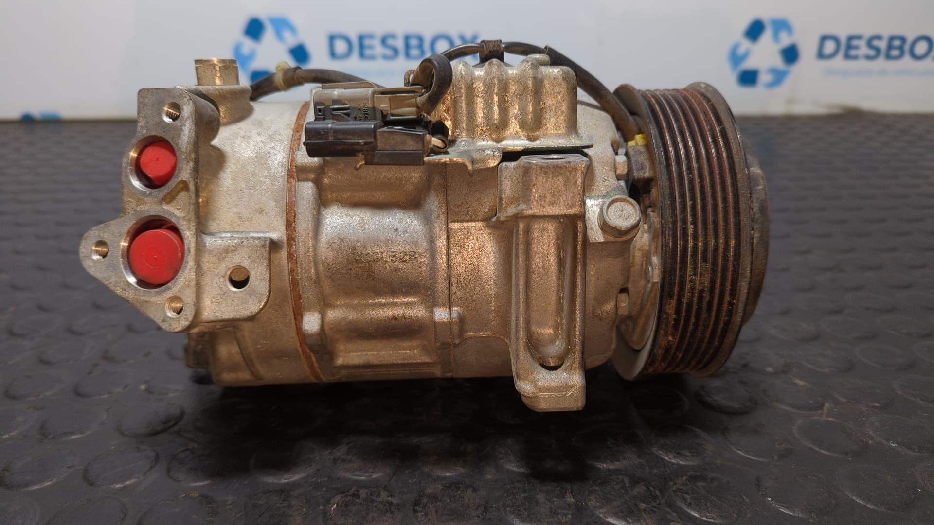 Recambio de COMPRESOR AIRE ACONDICIONADO para NISSAN QASHQAI (J11) N-Connecta HRA2 referencia OEM IAM 926004EB0A   - BLANCO 3