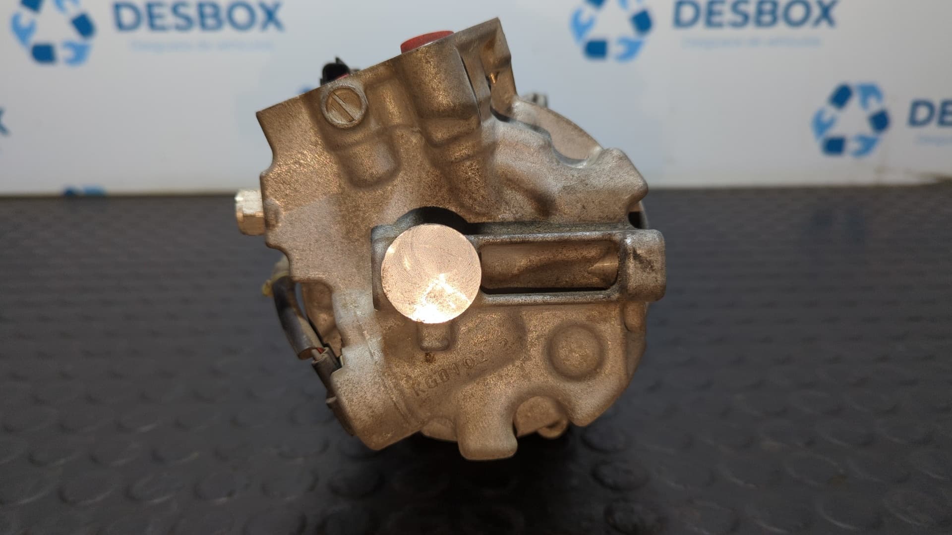Recambio de COMPRESOR AIRE ACONDICIONADO para NISSAN QASHQAI (J11) N-Connecta HRA2 referencia OEM IAM 926004EB0A   - BLANCO 2