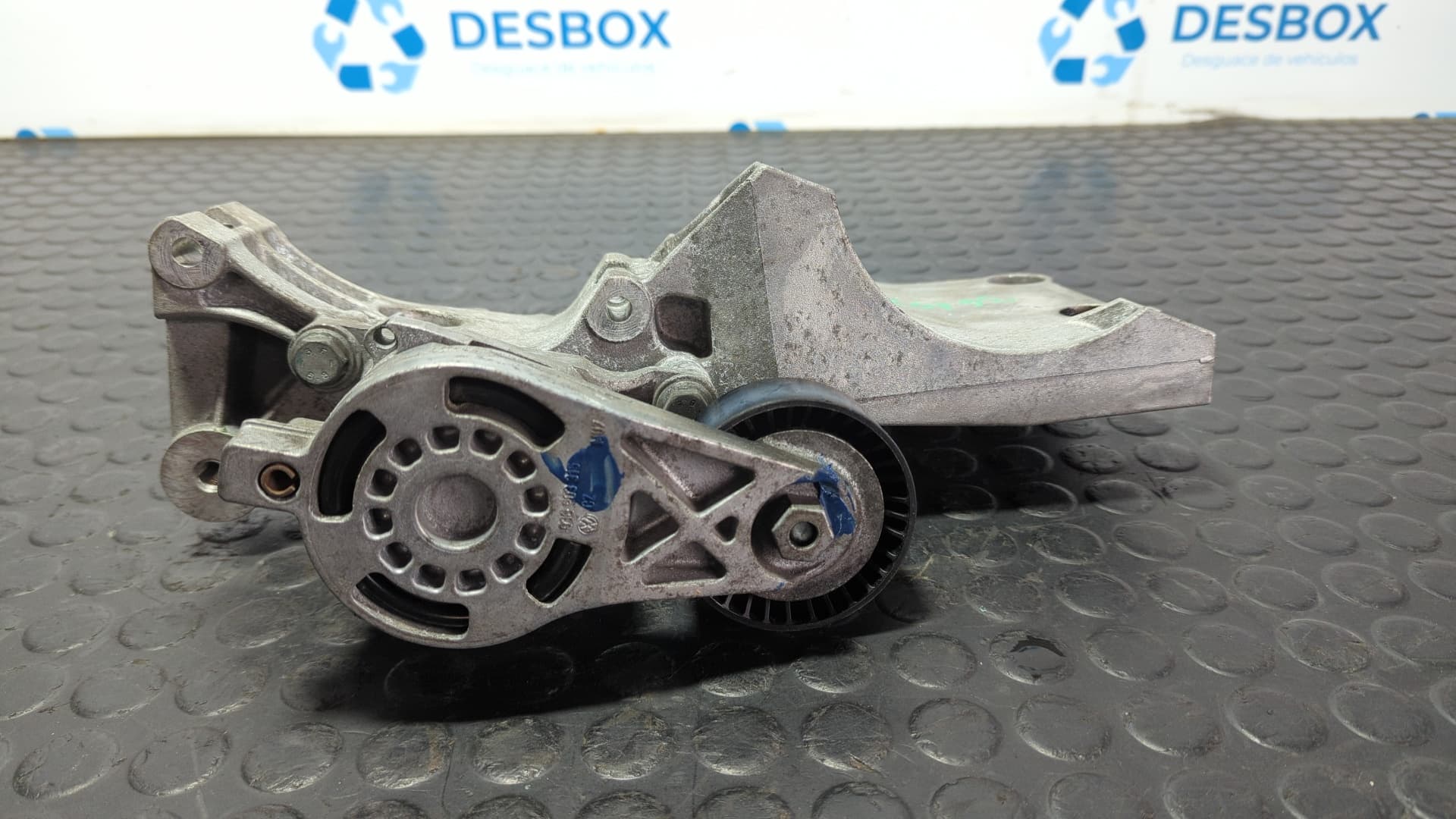 Recambio de SOPORTE ALTERNADOR para VOLKSWAGEN GOLF V BERLINA (1K1) 1.9 TDI BKC referencia OEM IAM 03G903143A - AZUL 2