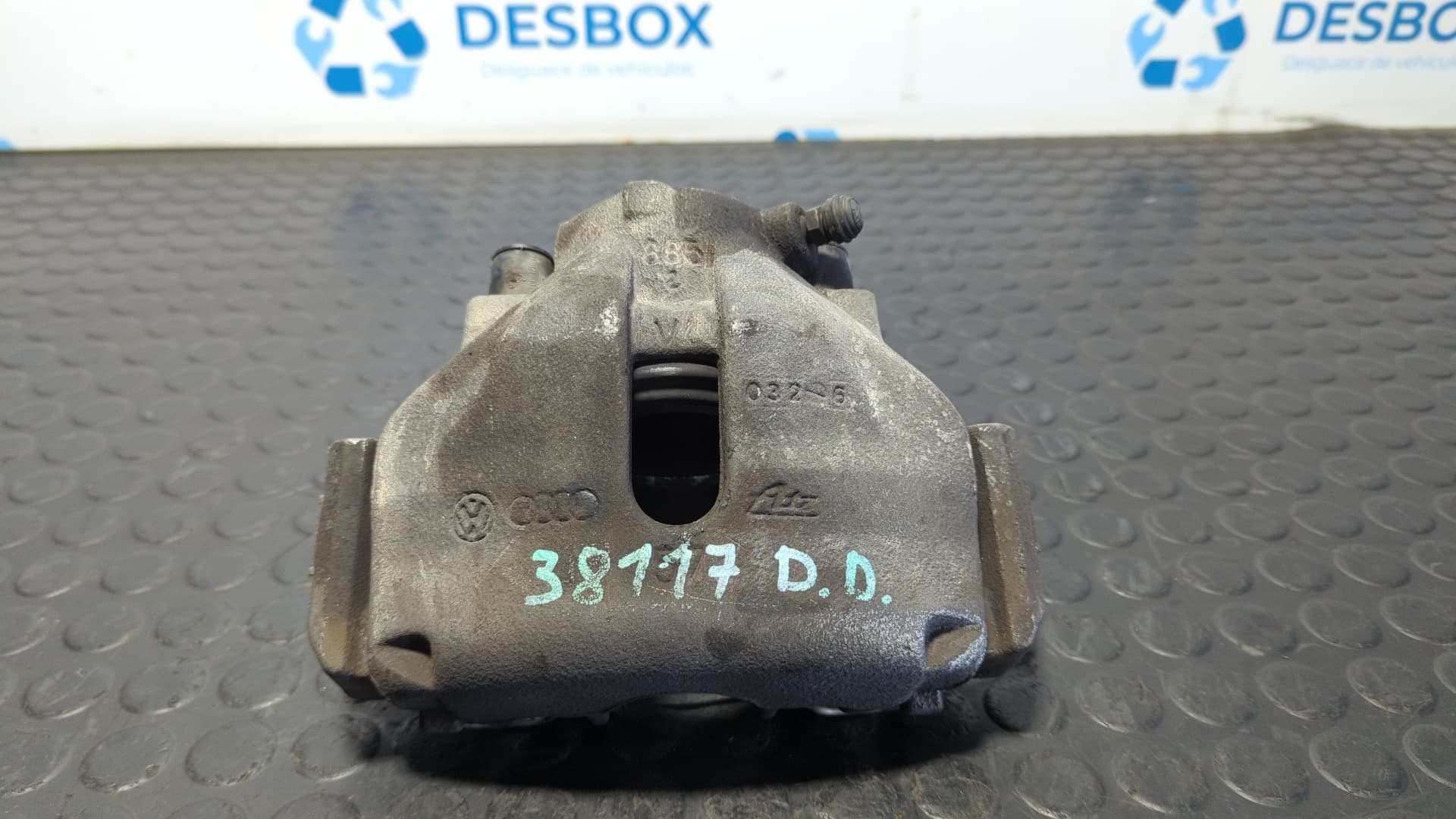 Recambio de PINZA DE FRENO DELANTERA DERECHA para AUDI A4 BERLINA (8E) 2.0 TDI BRE referencia OEM IAM ATE 885 - AZUL