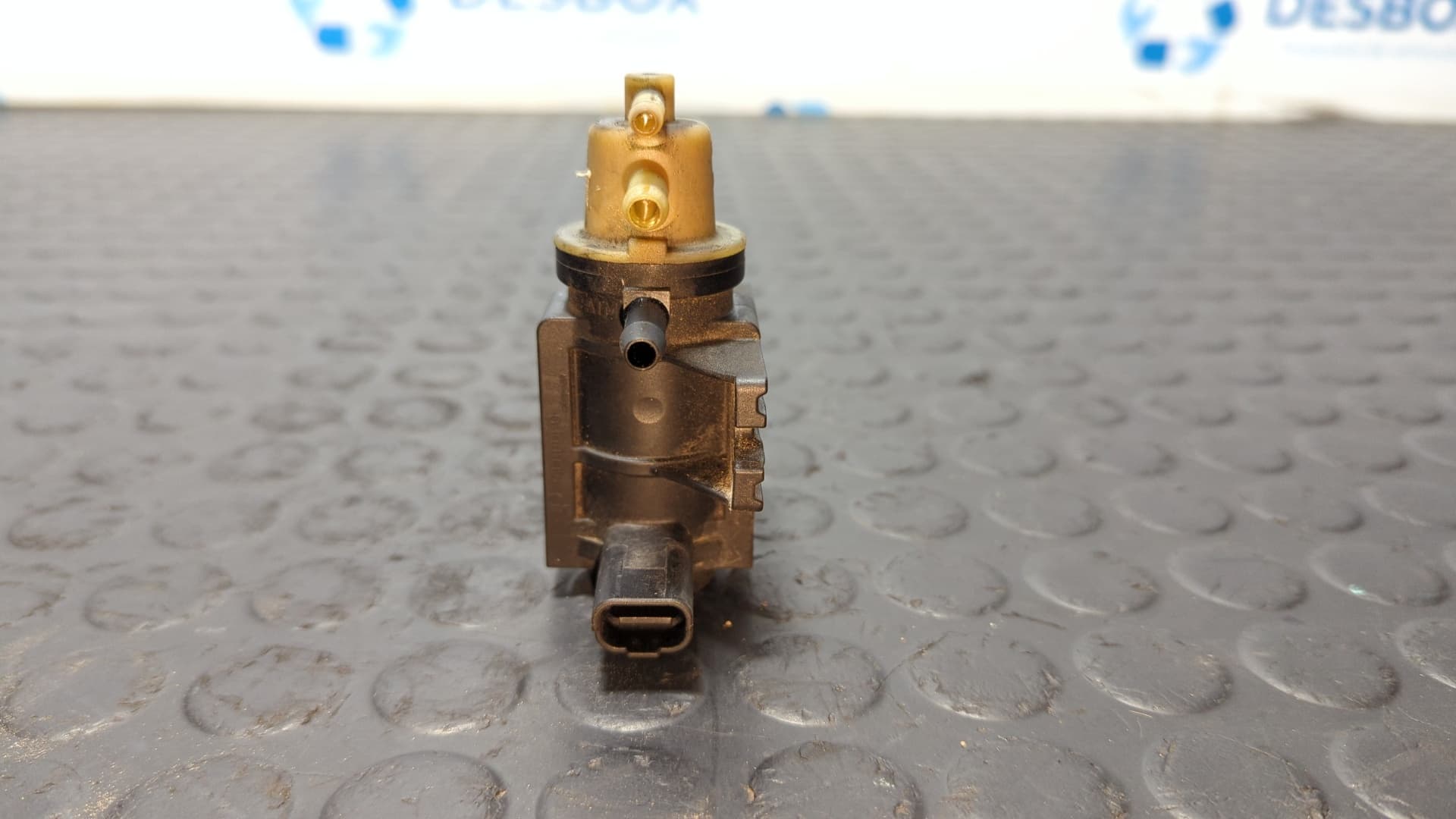 Recambio de VALVULA AIRE ADICIONAL para FORD FIESTA (CCN) Black Edition SFJA referencia OEM IAM CM5G9F490AA - BLANCO 2