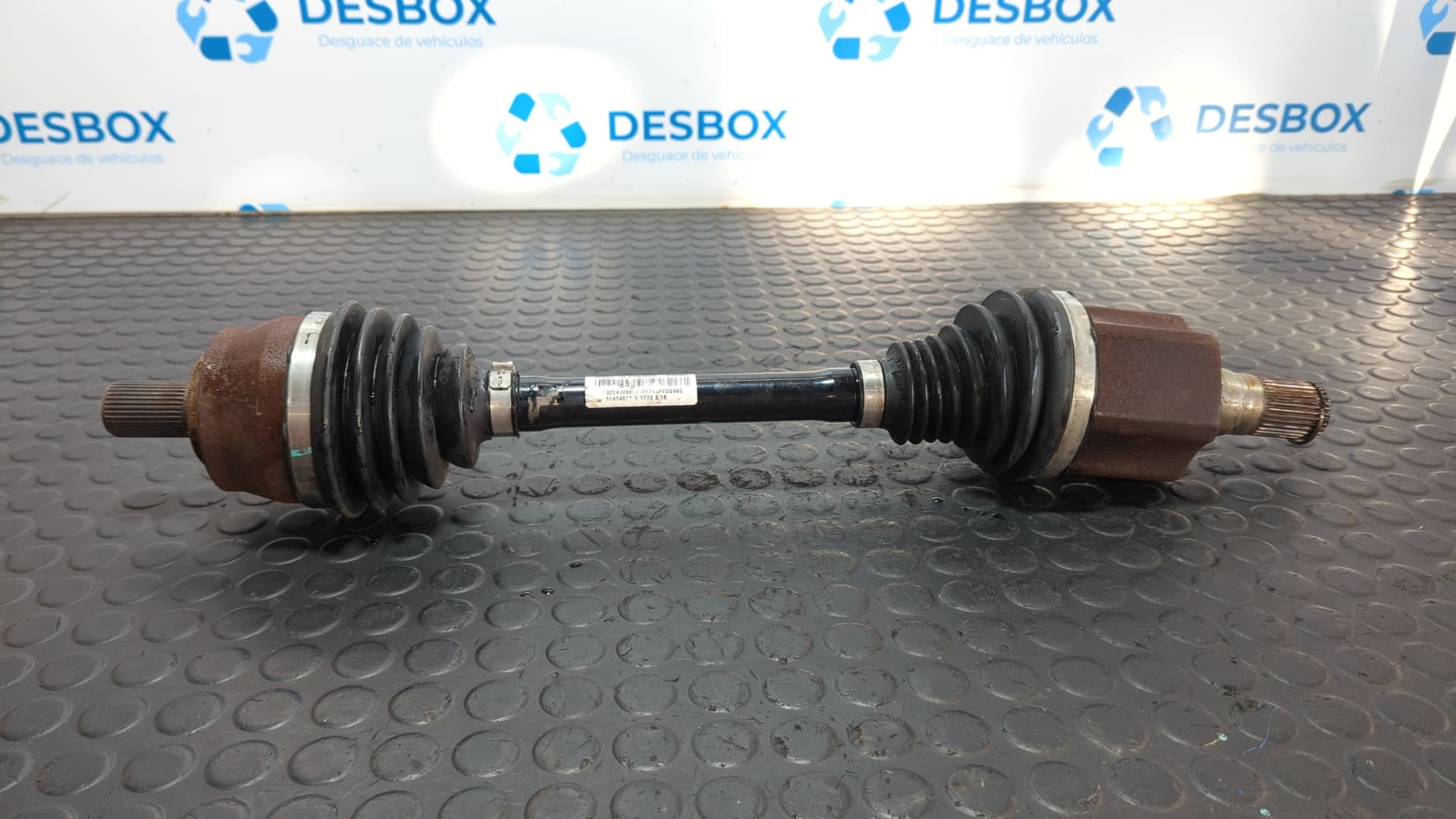 Recambio de TRANSMISION DELANTERA IZQUIERDA para VOLVO XC 40 2.0 D D4204T16 referencia OEM IAM P32240098 - AZUL