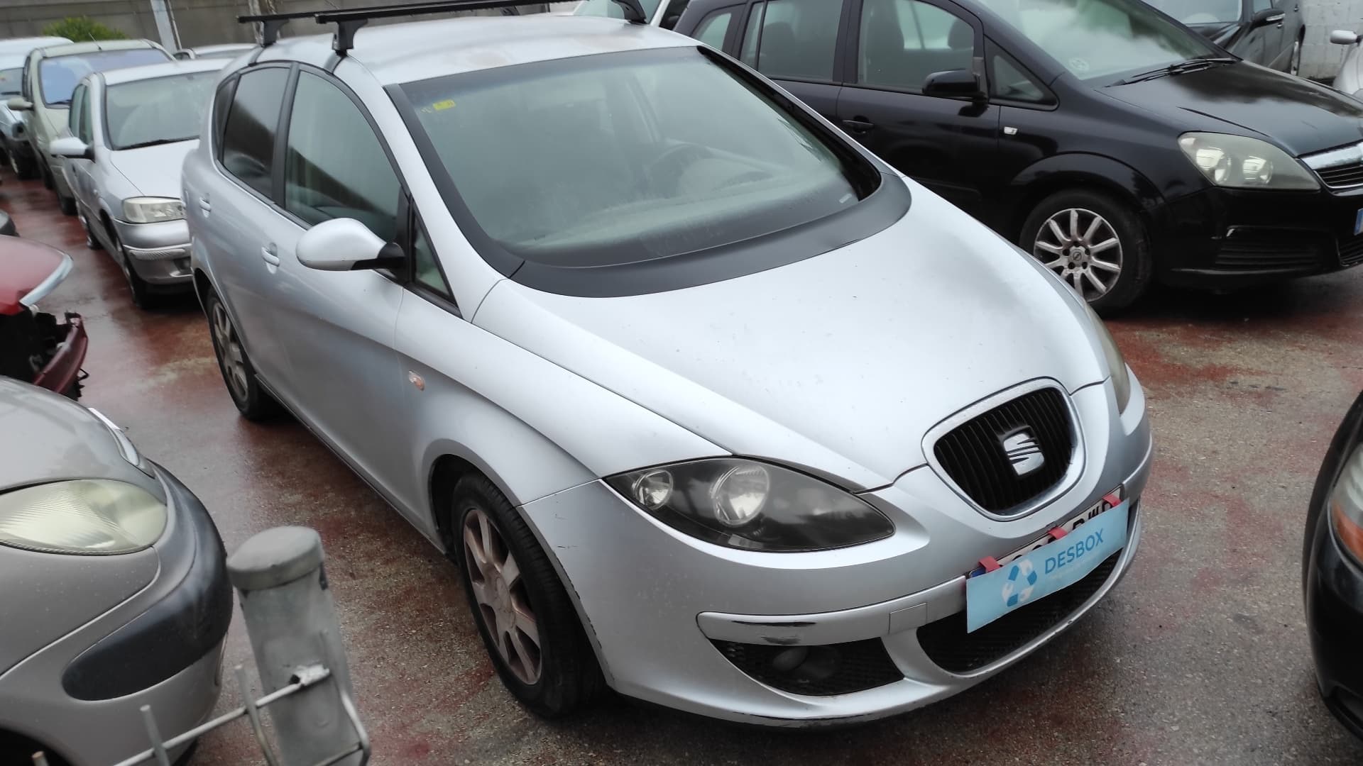 Recambio de FARO IZQUIERDO para SEAT TOLEDO (5P2) 2.0 TDI BKD - GRIS