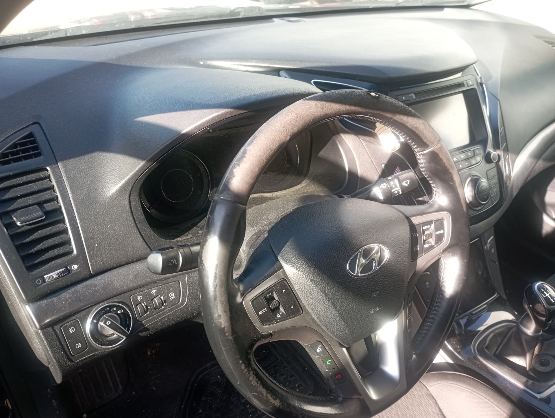 Recambio de COMPRESOR AIRE ACONDICIONADO para HYUNDAI I40 1.6 CRDI D4FD referencia OEM IAM 977013Z000 - NEGRO 4
