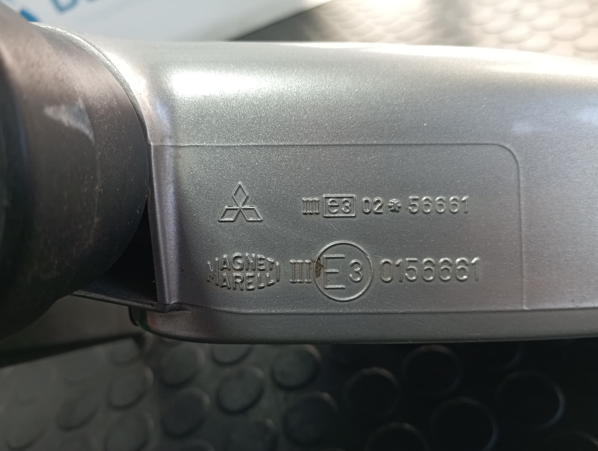 Recambio de RETROVISOR IZQUIERDO para MITSUBISHI MONTERO PININ (H60/H70) 2000 GDI (5-ptas.) 4G94 referencia OEM IAM E30156661 - GRIS 5