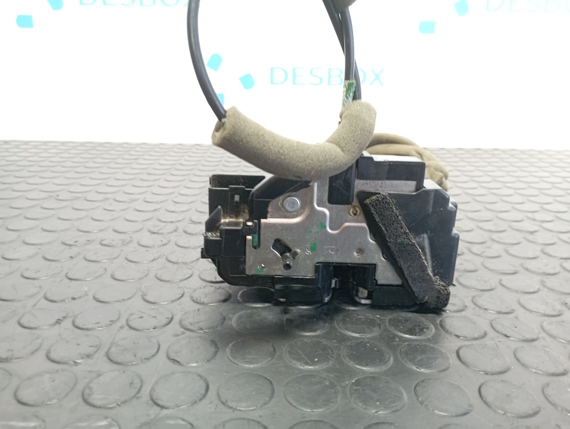 Recambio de CERRADURA PUERTA TRASERA DERECHA para NISSAN NOTE 1.2 3 CIL HR12 referencia OEM IAM 825003VV0A - BLANCO 4