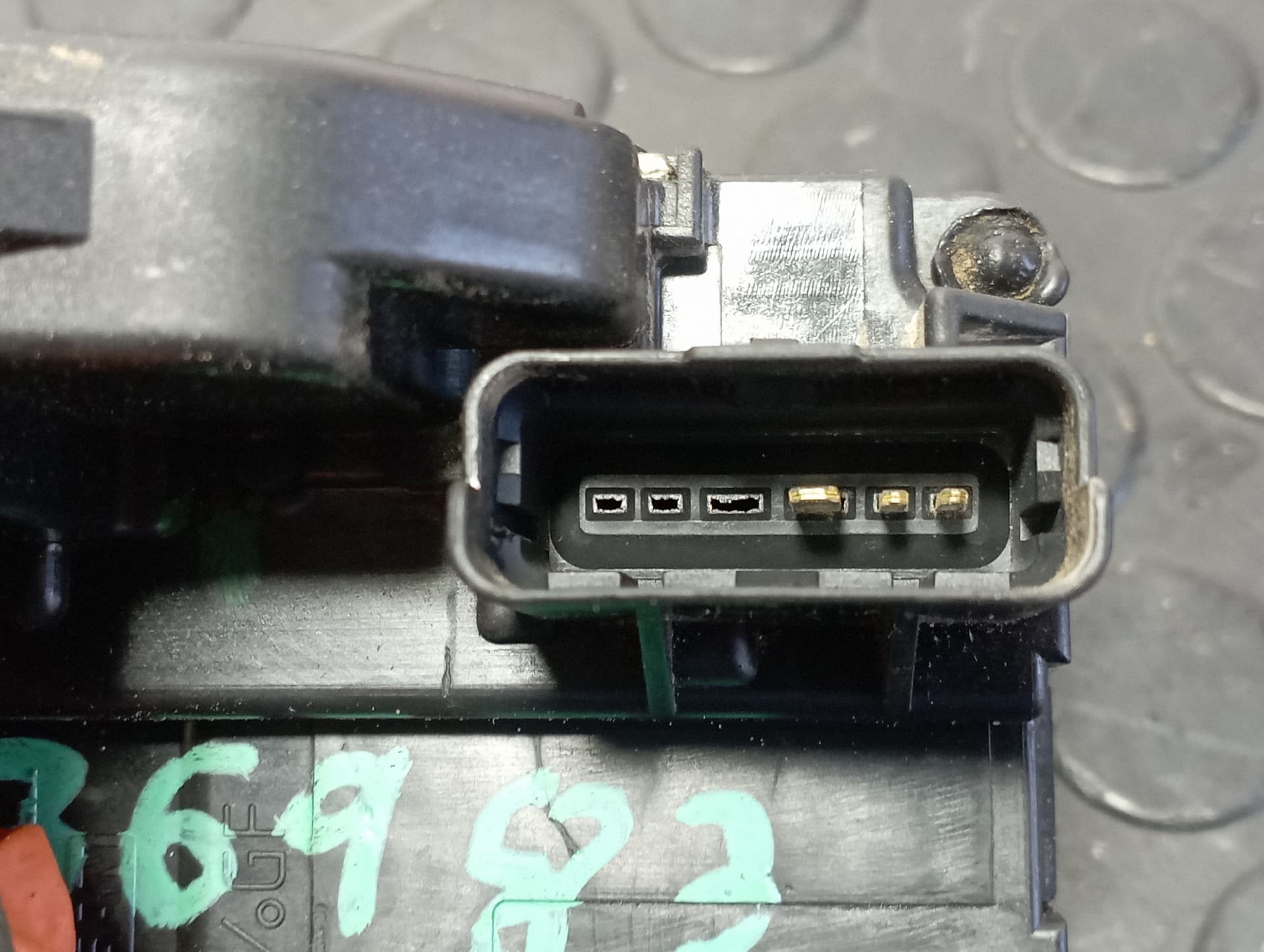 Recambio de CERRADURA PUERTA TRASERA DERECHA para NISSAN NOTE 1.2 3 CIL HR12 referencia OEM IAM 825003VV0A - BLANCO 3