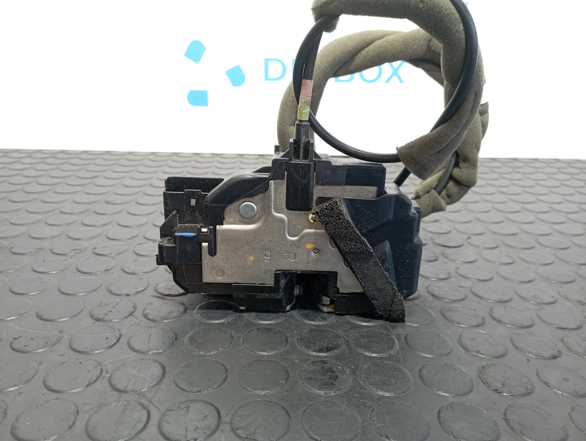 Recambio de CERRADURA PUERTA DELANTERA DERECHA para NISSAN NOTE 1.2 3 CIL HR12 referencia OEM IAM 805003VV0A - BLANCO 4