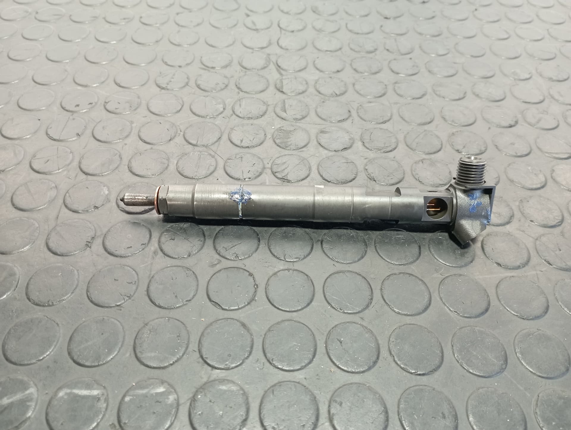 Recambio de INYECTOR para CHRYSLER JEEP COMPASS 2.2 CRD CAT 651 925 ON referencia OEM IAM A6510704987 - GRIS