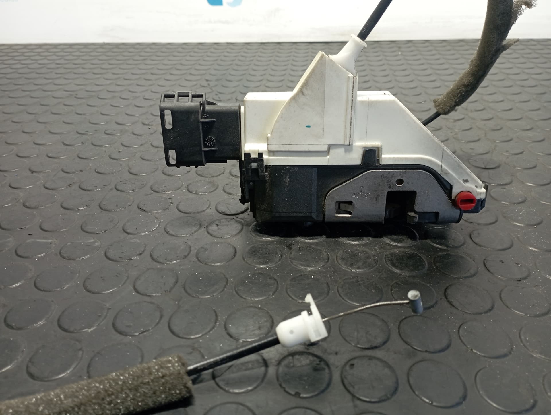 Recambio de CERRADURA PUERTA TRASERA DERECHA para PEUGEOT PARTNER KOMBI 1.6 HDI 9HX/9H2 referencia OEM IAM A01862 - BLANCO 3