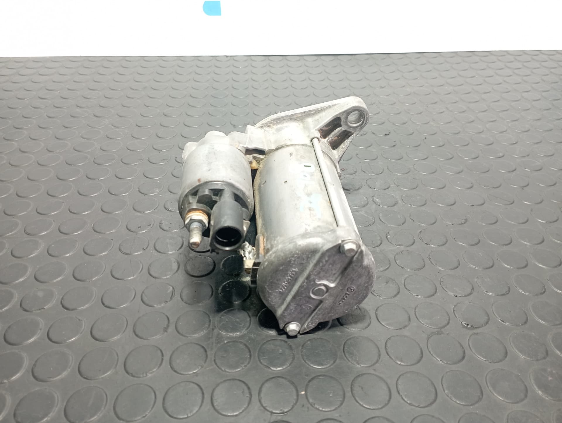 Recambio de MOTOR ARRANQUE para VOLKSWAGEN GOLF VII LIM. CZCA referencia OEM IAM 0AM911023N - BLANCO 2