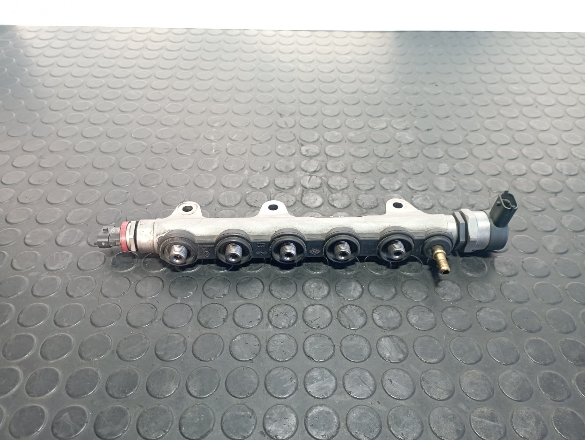 Recambio de RAMPA INYECTORA para NISSAN QASHQAI (J10) 2.0 DCI M9R referencia OEM IAM 0445214155 - GRIS