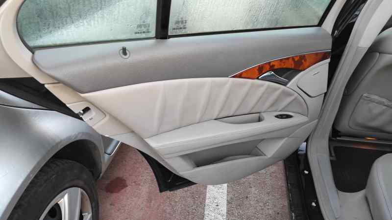 Recambio de JUEGO ASIENTOS COMPLETO para MERCEDES-BENZ CLASE E (W211) BERLINA 646961 - NEGRO 8