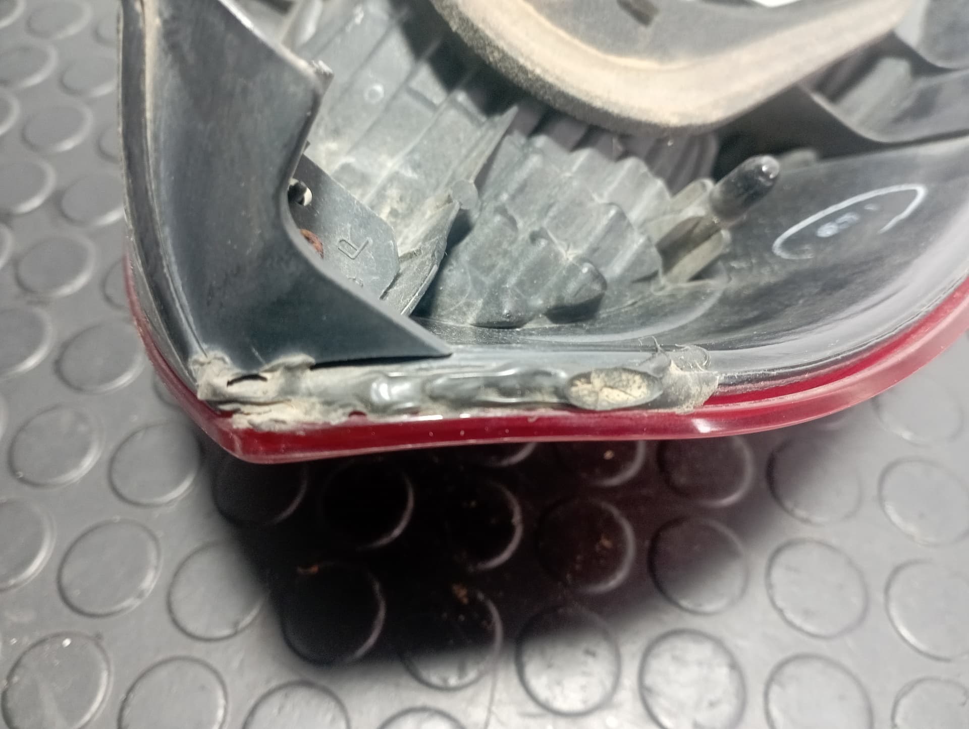 Recambio de PILOTO TRASERO DERECHO para TOYOTA COROLLA (E11) 1.4 GASOLINA G4E referencia OEM IAM 22076587R - GRIS 2