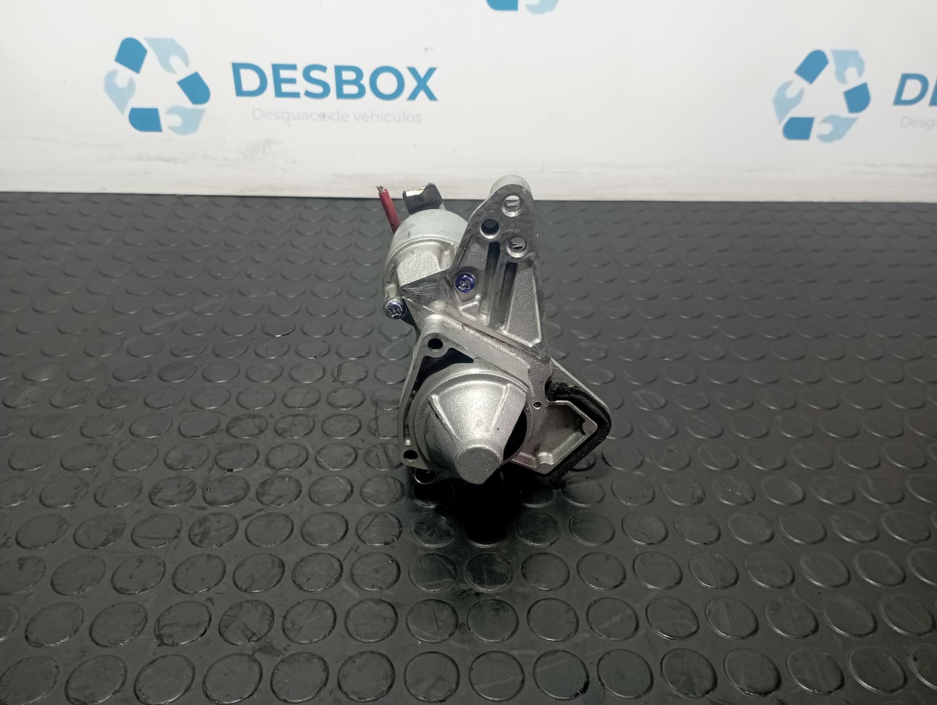 Recambio de MOTOR ARRANQUE para DACIA DUSTER 1.2 GASOLINA H5F referencia OEM IAM 233000779 - BLANCO 3