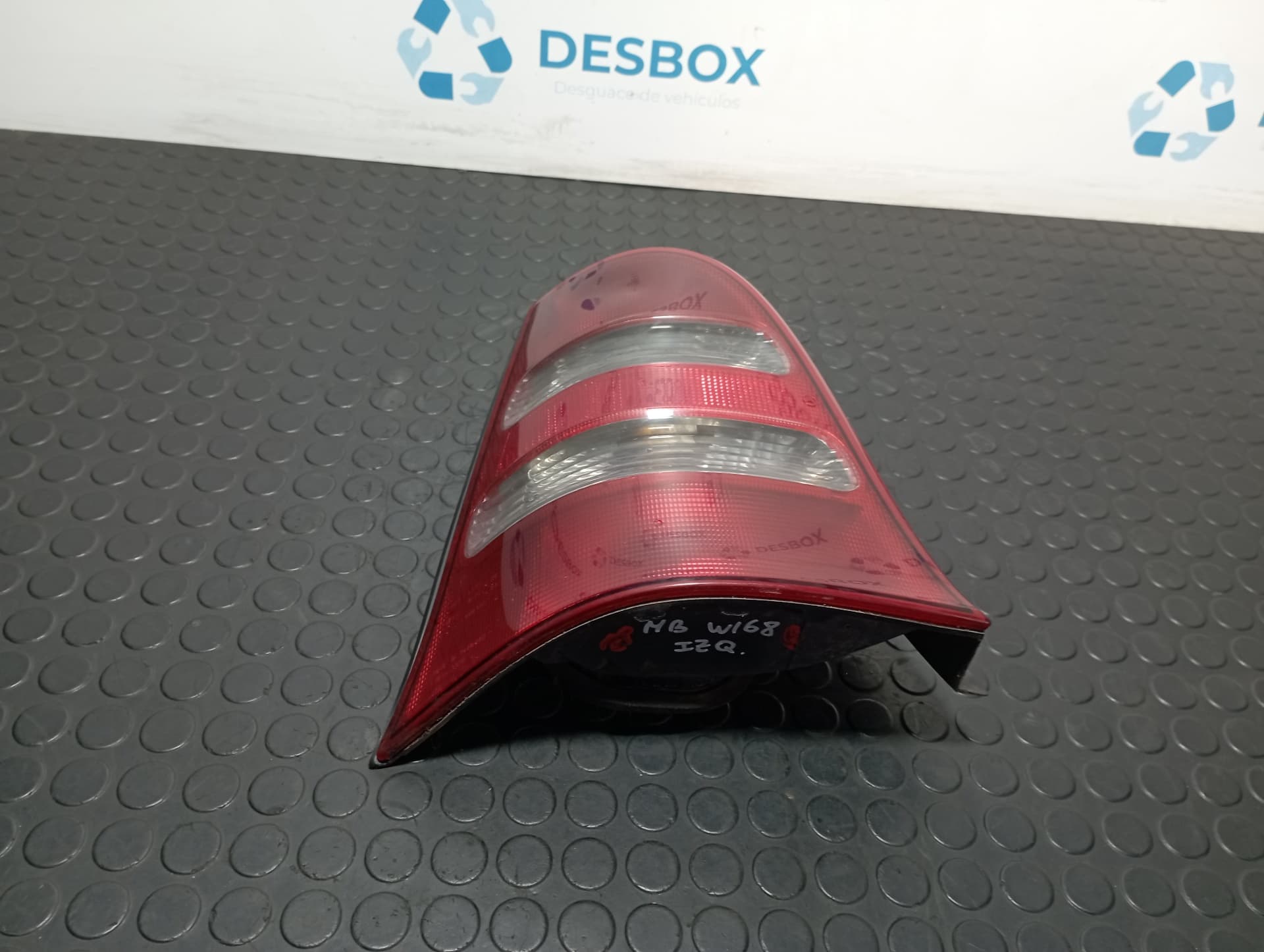 Recambio de PILOTO TRASERO IZQUIERDO para MERCEDES-BENZ CLASE A (W168) 1.4 GASOLINA M166.940 referencia OEM IAM 1688202764L - GRIS 2