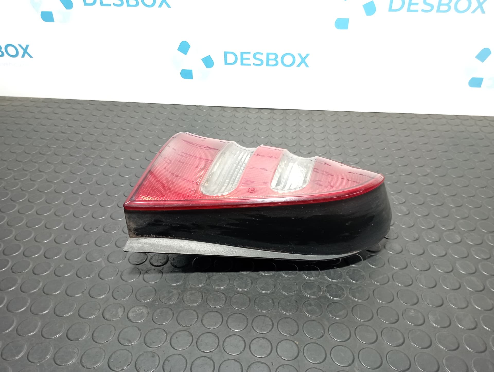 Recambio de PILOTO TRASERO IZQUIERDO para MERCEDES-BENZ CLASE A (W168) 1.4 GASOLINA M166.940 referencia OEM IAM 1688202764L - GRIS 3