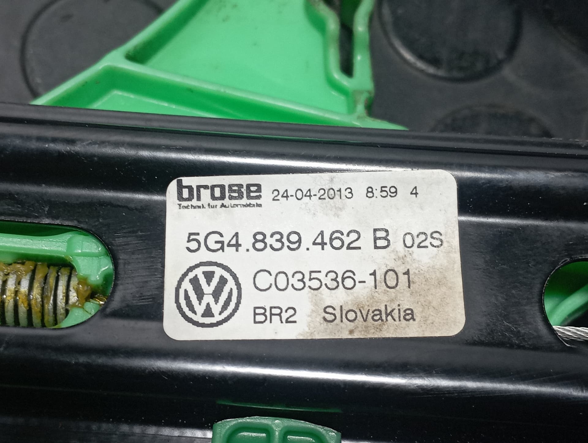 Recambio de ELEVALUNAS TRASERO DERECHO para VOLKSWAGEN GOLF VII LIM. CJZ referencia OEM IAM 5G4839462B - GRIS 2