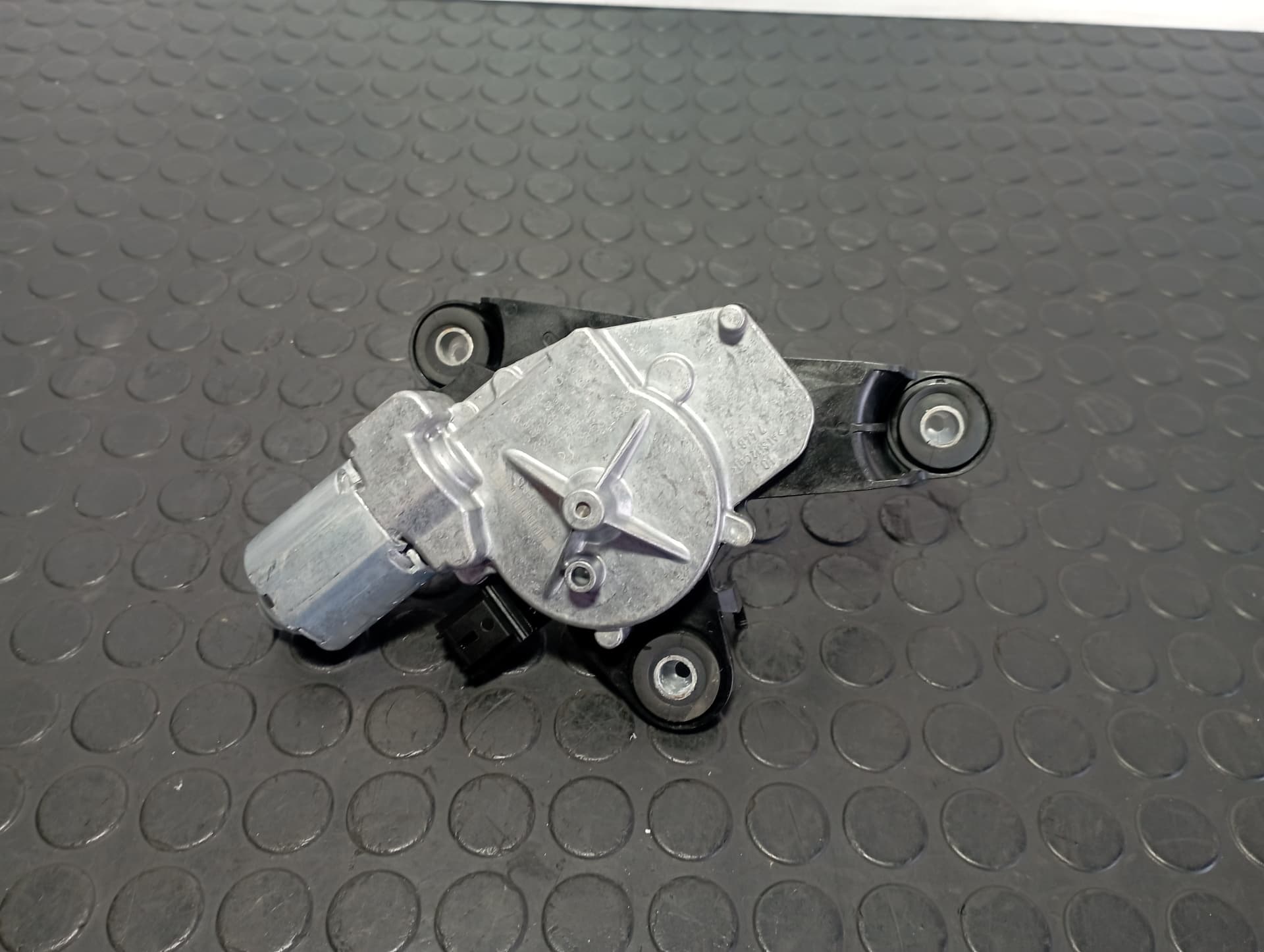 Recambio de MOTOR LIMPIA TRASERO para PEUGEOT 2008 (--.2013->) 2008 ACTIVE PURETECH HN05 referencia OEM IAM 9819900080 - BLANCO