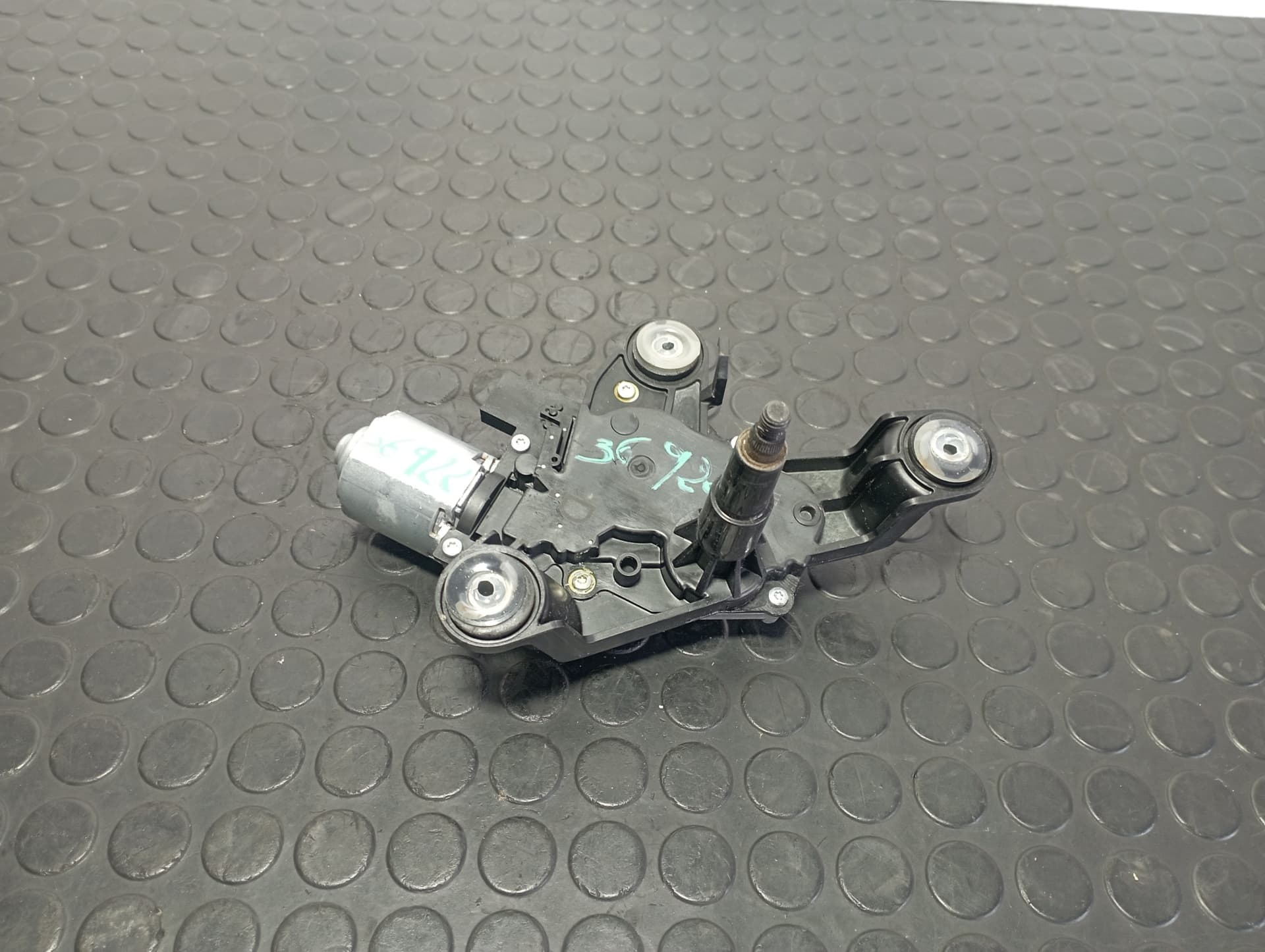 Recambio de MOTOR LIMPIA TRASERO para PEUGEOT 2008 (--.2013->) 2008 ACTIVE PURETECH HN05 referencia OEM IAM 9819900080 - BLANCO 2