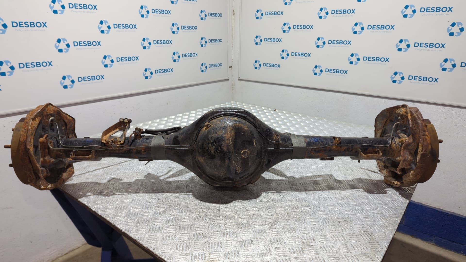 Recambio de PUENTE TRASERO para MITSUBISHI PAJERO 2.5 TD 4D56 referencia OEM IAM 28D15 - AZUL 4