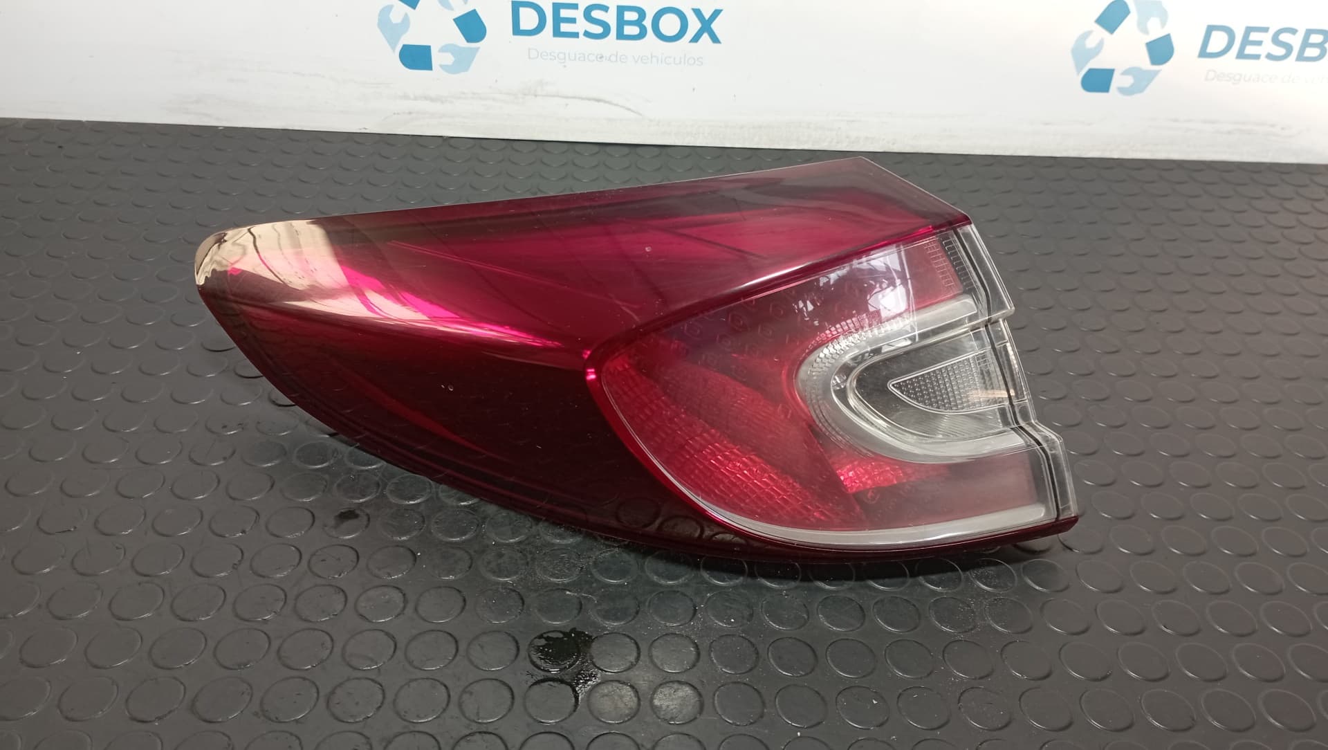 Recambio de PILOTO TRASERO IZQUIERDO para RENAULT MEGANE III SPORT TOURER 1.9 DCI K9KJ8 referencia OEM IAM 265550010R - AZUL