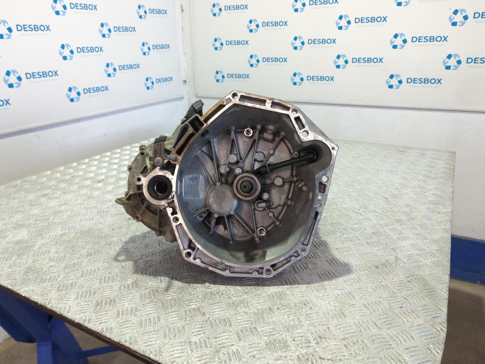 Recambio de CAJA CAMBIOS para RENAULT MEGANE III SPORT TOURER 1.9 DCI K9KJ8 referencia OEM IAM TL4A040 - AZUL