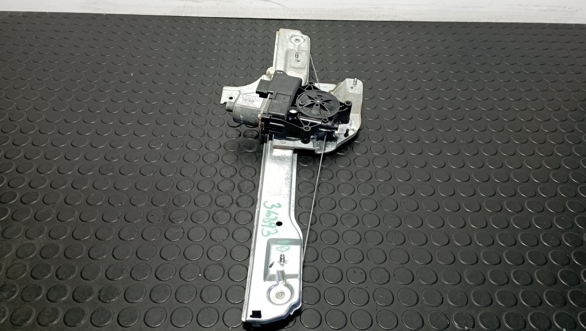 Recambio de ELEVALUNAS DELANTERO DERECHO para PEUGEOT 208 1.2 PURETECH HN01 referencia OEM IAM 9816402080 - BLANCO 2