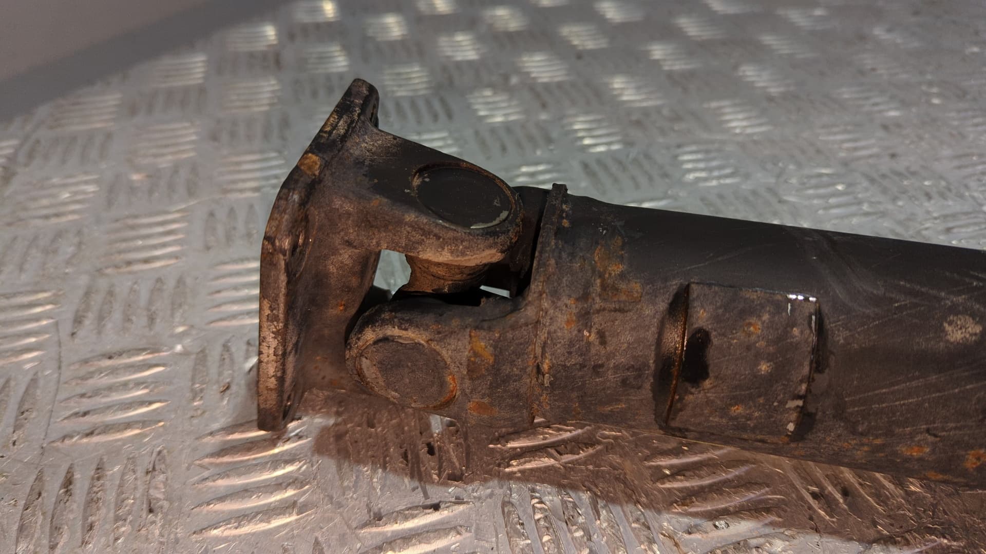 Recambio de TRANSMISION CENTRAL para KIA SPORTAGE 2.0 Turbodiesel CAT RF referencia OEM IAM K01825100B - VERDE 2