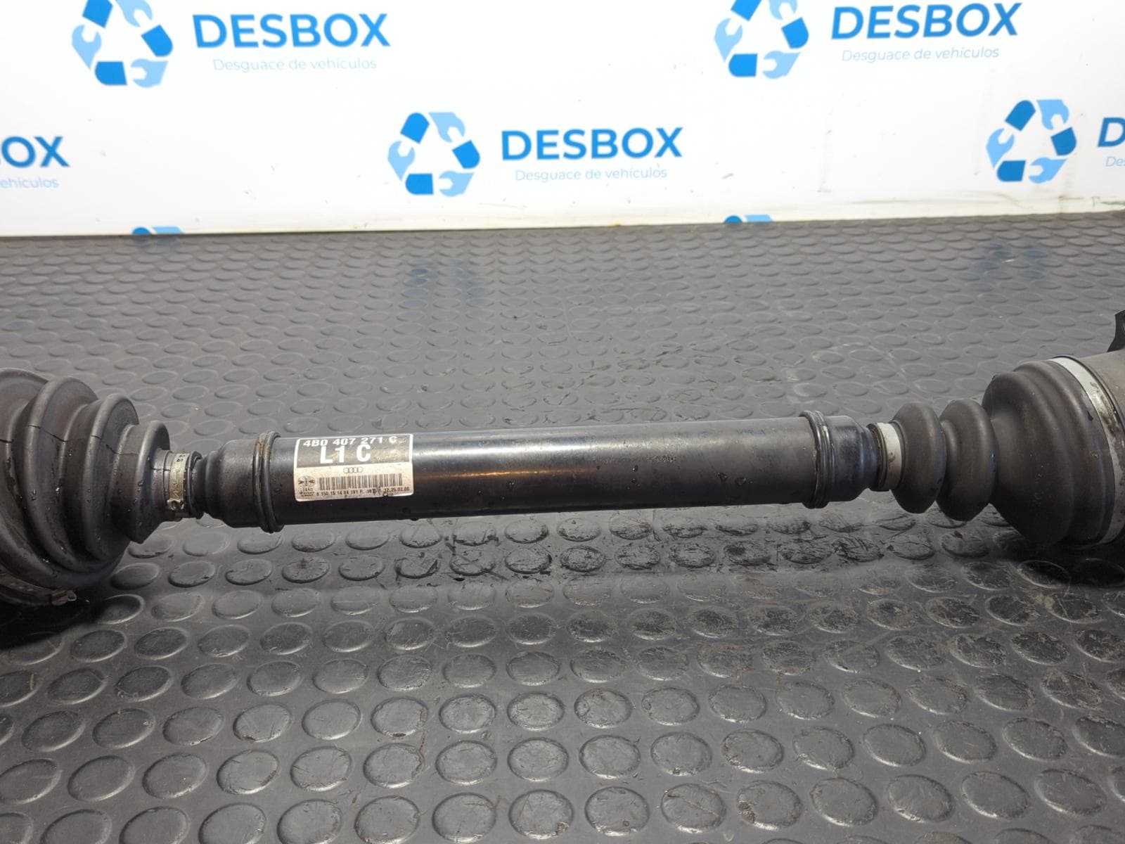 Recambio de TRANSMISION DELANTERA IZQUIERDA para AUDI A6 AVANT (4B5) AWX referencia OEM IAM 4B0407271C