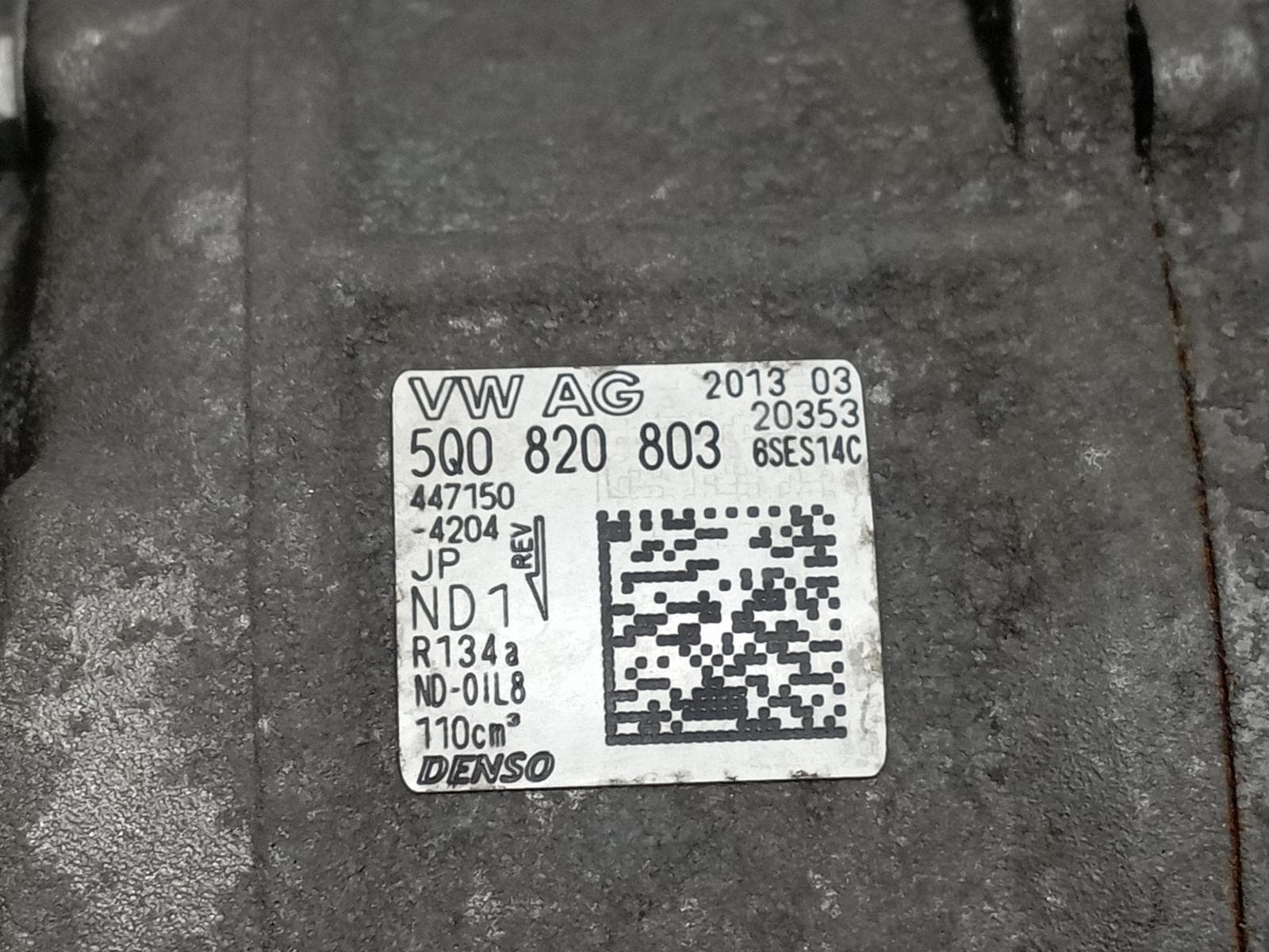 Recambio de COMPRESOR AIRE ACONDICIONADO para VOLKSWAGEN GOLF VII LIM. 1.2 TSI CJZ referencia OEM IAM 5Q0820803 - GRIS 4