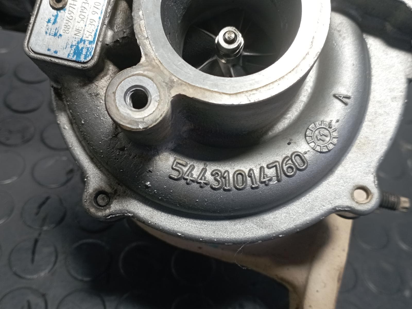 Recambio de TURBOCOMPRESOR para RENAULT MEGANE III SPORT TOURER 1.9 DCI K9KJ8 referencia OEM IAM 54399700087 - AZUL 3