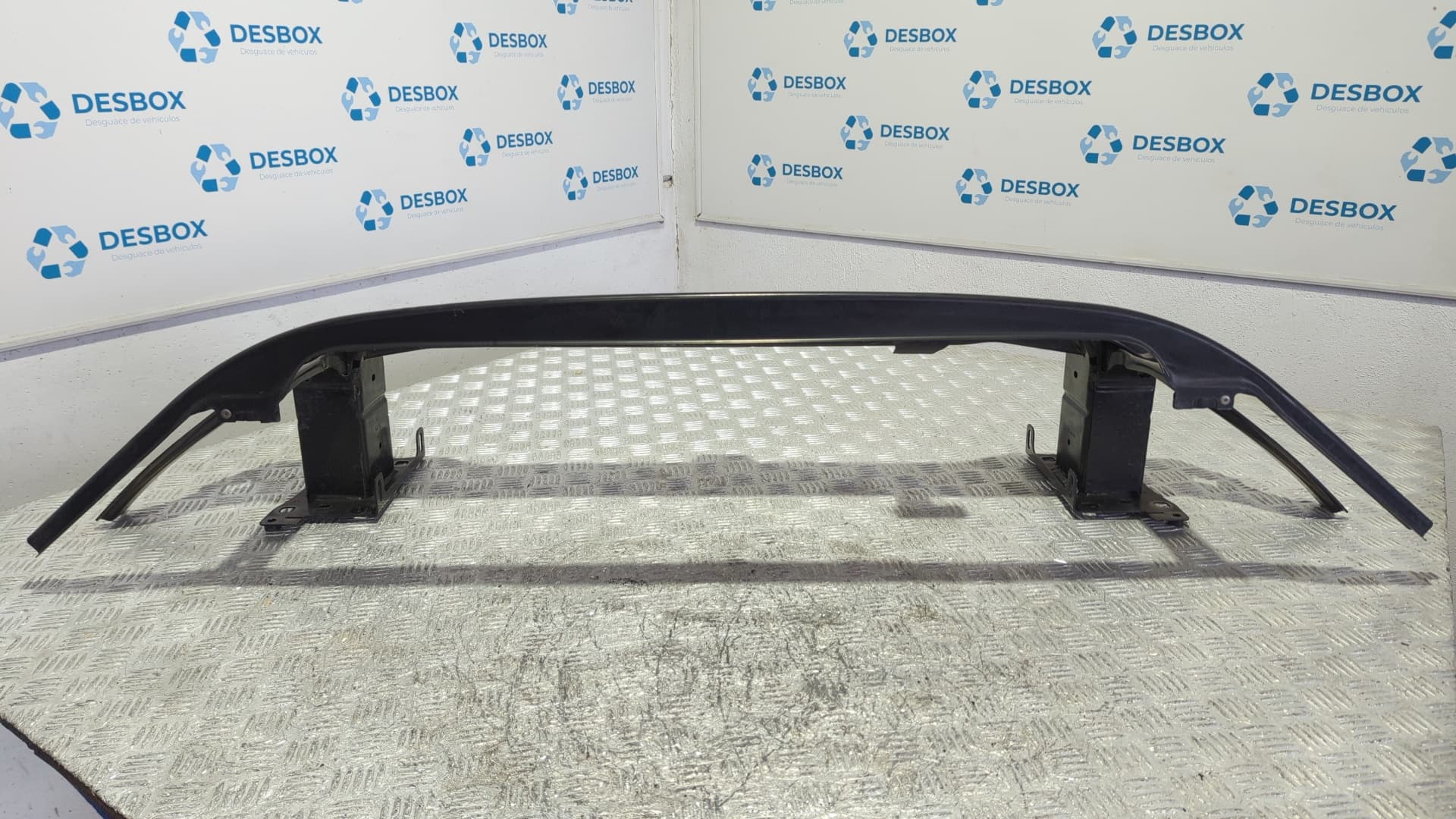 Recambio de REFUERZO PARAGOLPES DELANTERO para VOLKSWAGEN TIGUAN DFG referencia OEM IAM 5NA807611 - BLANCO 4
