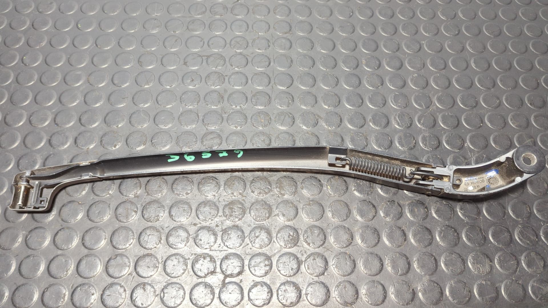 Recambio de BRAZO LIMPIA DELANTERO IZQUIERDO para PORSCHE CAYENNE (TYP 9PA) Básico BFD referencia OEM IAM BOSCH 4666 - BLANCO 2