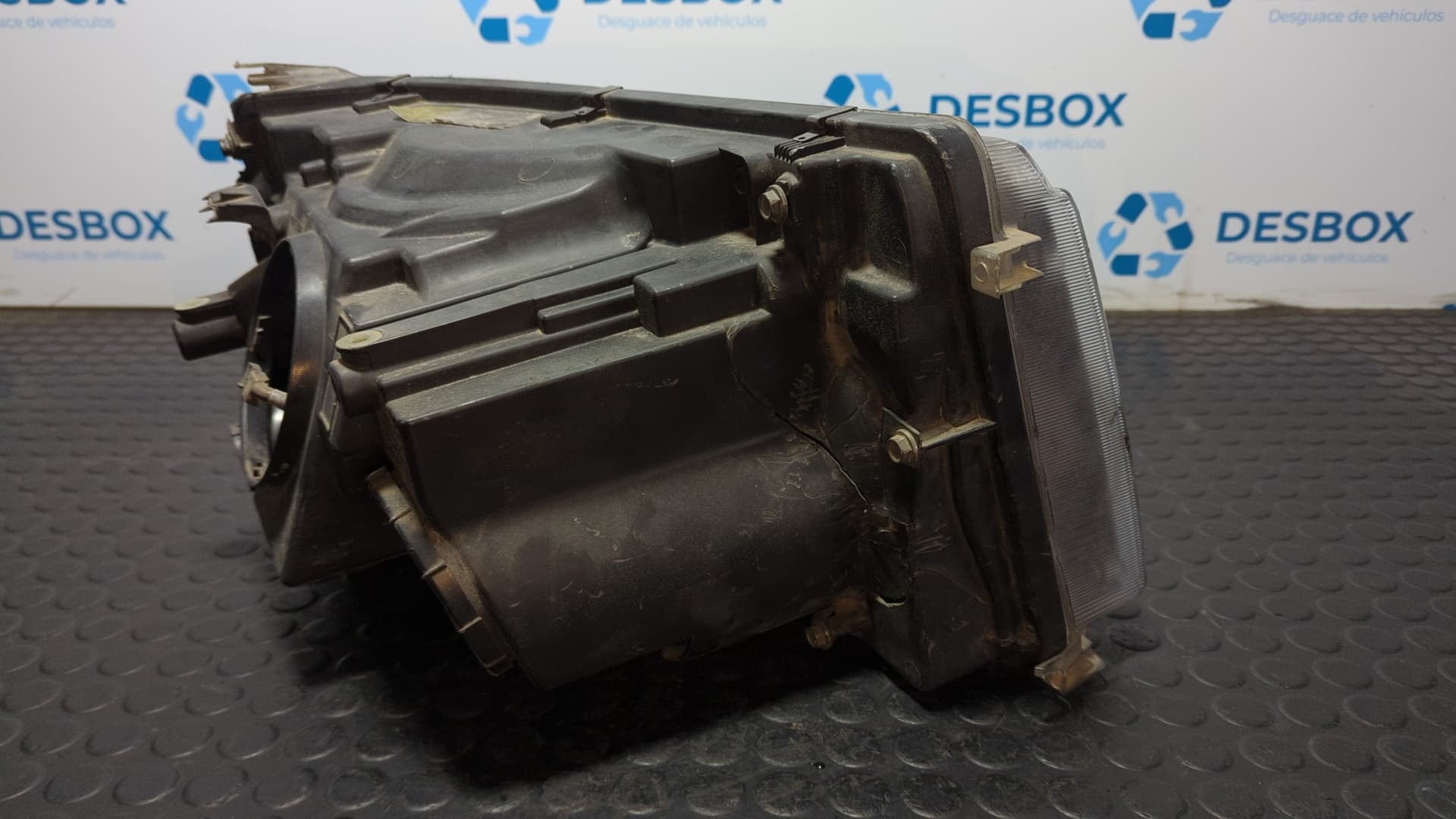 Recambio de FARO IZQUIERDO para LAND ROVER RANGE ROVER referencia OEM IAM XBC501733LZN 6