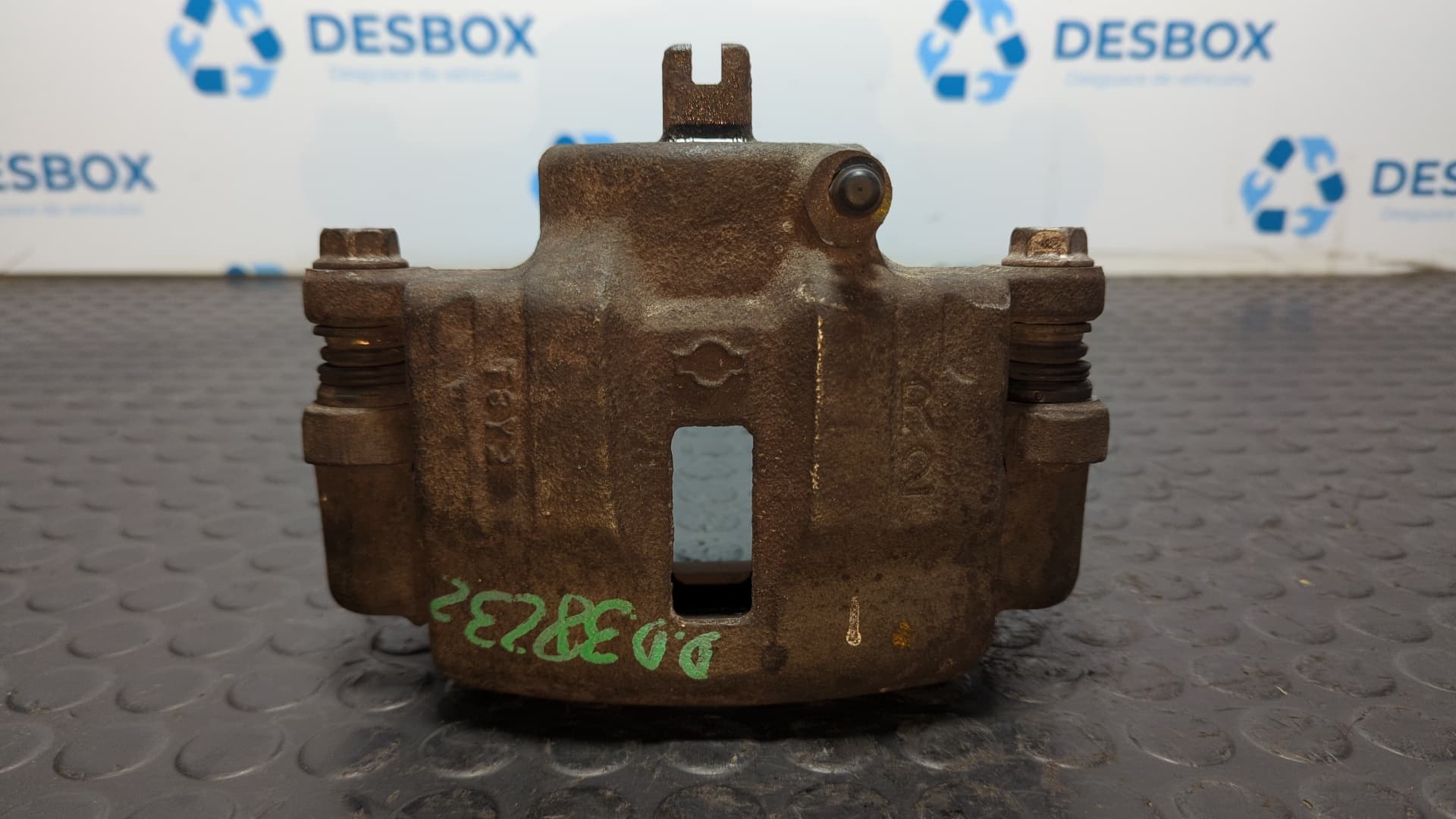 Recambio de PINZA DE FRENO DELANTERA DERECHA para NISSAN PATROL GR (Y60) 2.8 TURBO DIESEL RD28 TURBO referencia OEM IAM T3Y2 R2 - GRIS