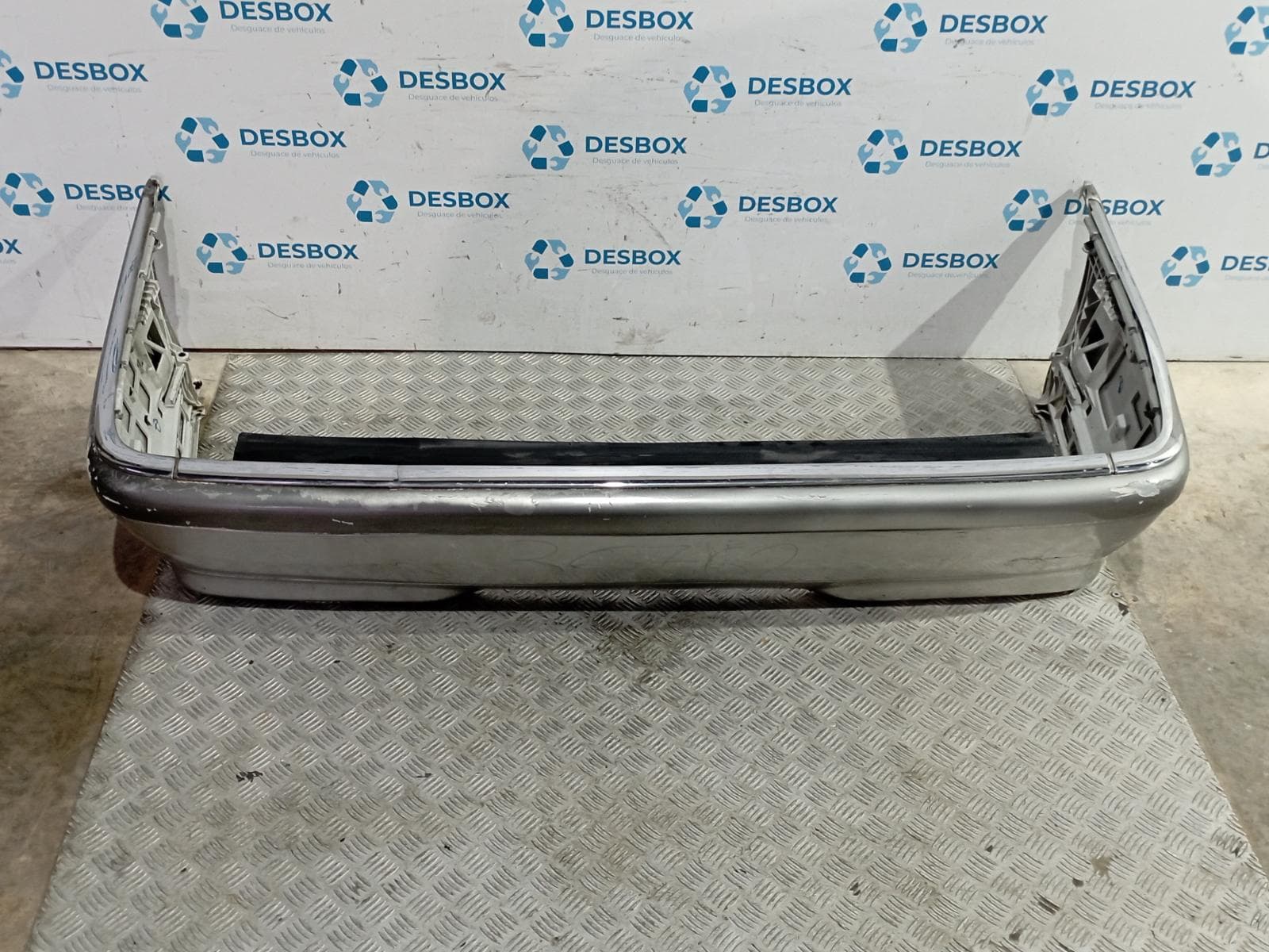 Recambio de PARAGOLPES TRASERO para MERCEDES-BENZ CLASE C (W202) BERLINA * OM605960 - GRIS