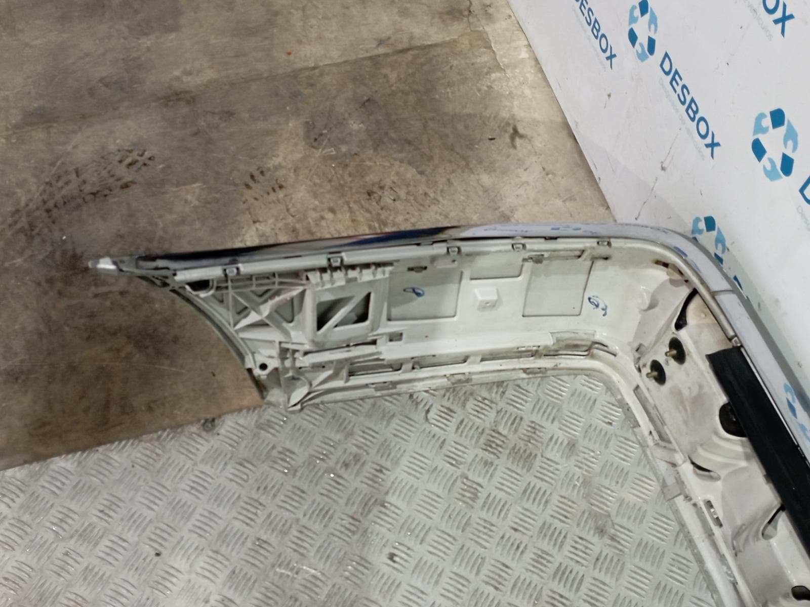 Recambio de PARAGOLPES TRASERO para MERCEDES-BENZ CLASE C (W202) BERLINA * OM605960 - GRIS 4