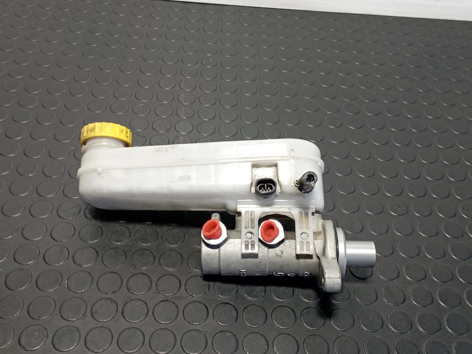 Recambio de BOMBA FRENO para PEUGEOT BOXER Furgoneta 2.2 BlueHDi 140 4HB(DW12RUD) referencia OEM IAM 0204255096 - BLANCO 2