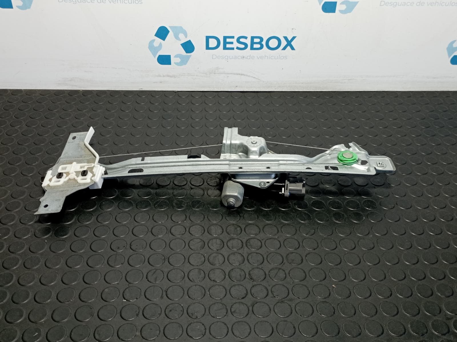 Recambio de ELEVALUNAS TRASERO DERECHO para PEUGEOT 3008 1.6 5F01 referencia OEM IAM 9682808680 - NEGRO 3