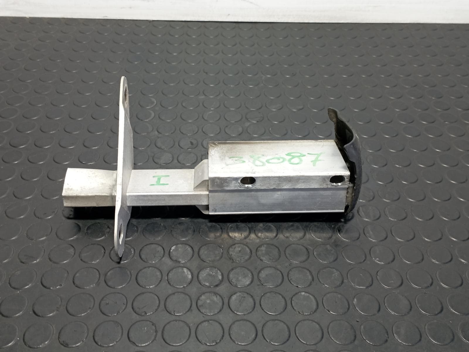 Recambio de PUNTERA PARAGOLPES TRASERA IZQUIERDA para AUDI A4 BERLINA (B5) 1.8 T QUATTRO AEB referencia OEM IAM 8DO807331C - AZUL