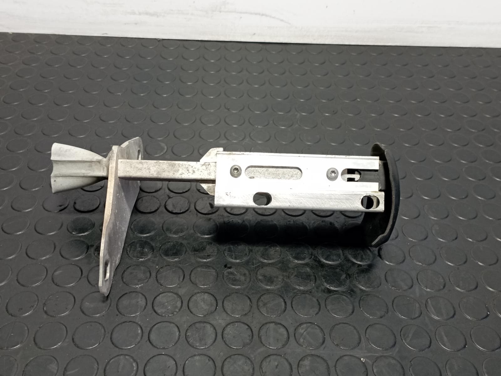 Recambio de PUNTERA PARAGOLPES TRASERA IZQUIERDA para AUDI A4 BERLINA (B5) 1.8 T APU referencia OEM IAM 8BO807331C - AZUL