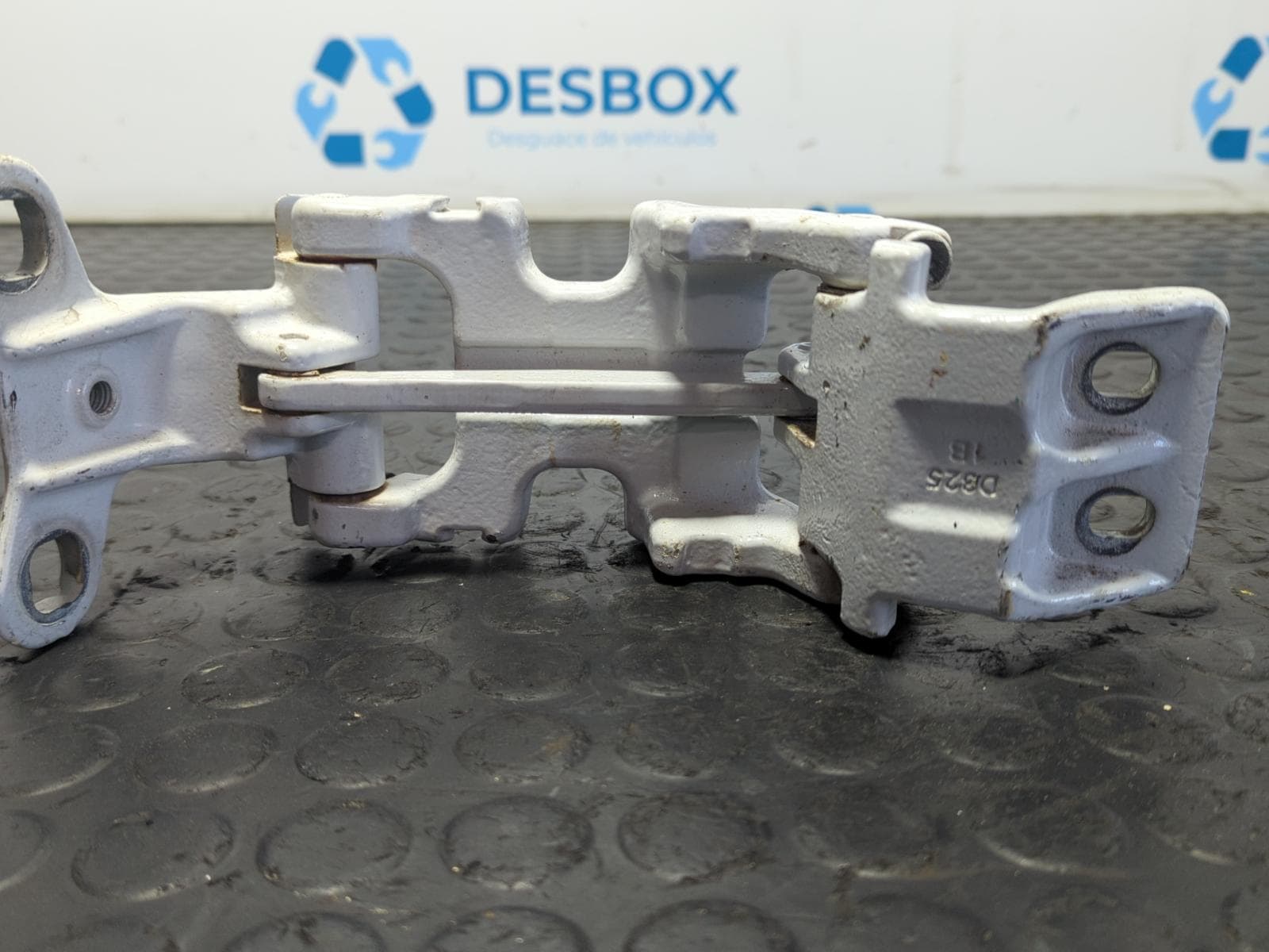 Recambio de BISAGRAS PUERTA TRASERA DERECHA para PEUGEOT BOXER Furgoneta 2.2 BlueHDi 140 4HB(DW12RUD) referencia OEM IAM D325 - BLANCO 2