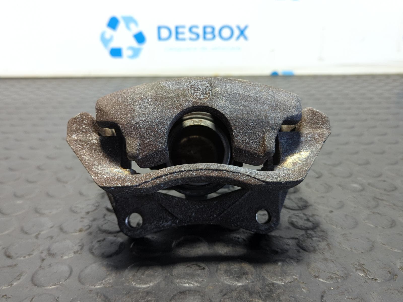 Recambio de PINZA DE FRENO DELANTERA DERECHA para BMW SERIE 3 BERLINA (E30) 1.8 M10B18 referencia OEM IAM 32321530 - ROJO 2