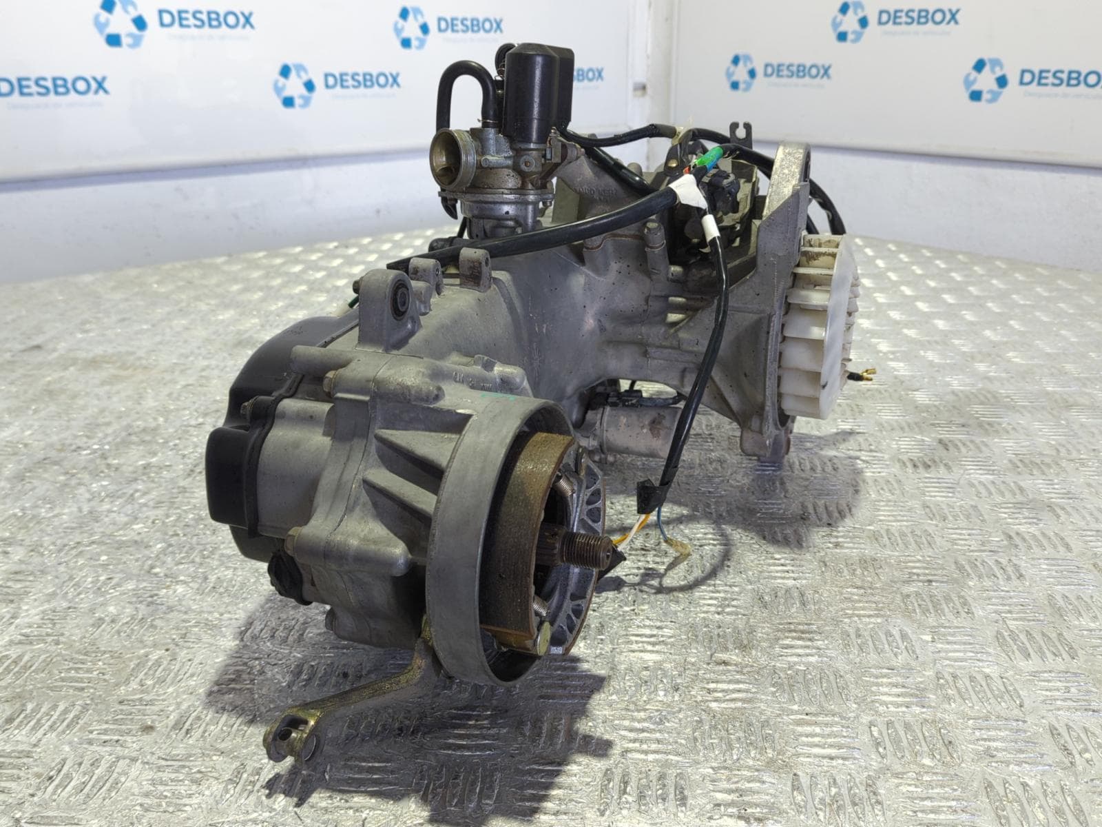 Recambio de MOTOR  para KYMCO DINK SH10 KY-SF10 referencia OEM IAM KY-SF10 - GRIS 4