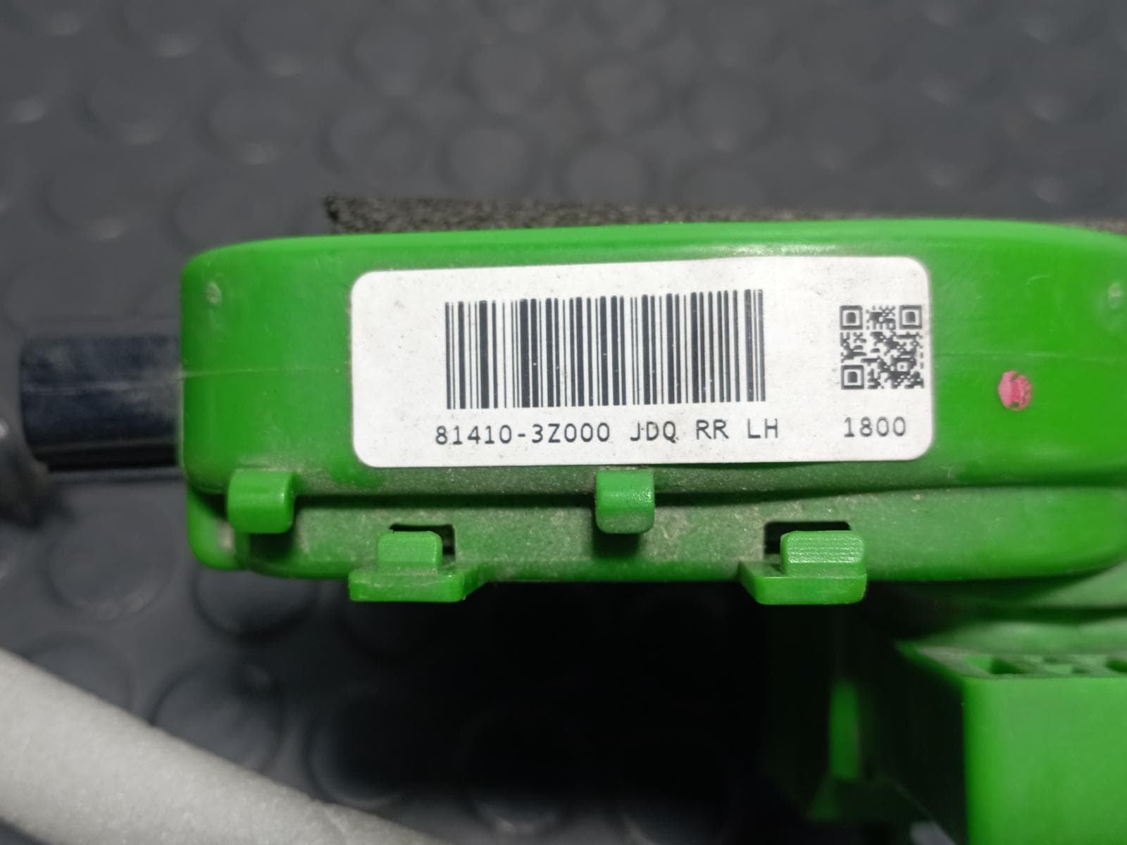 Recambio de CERRADURA PUERTA TRASERA IZQUIERDA para HYUNDAI I40 1.6 CRDI D4FD referencia OEM IAM 814103Z000 - NEGRO 4