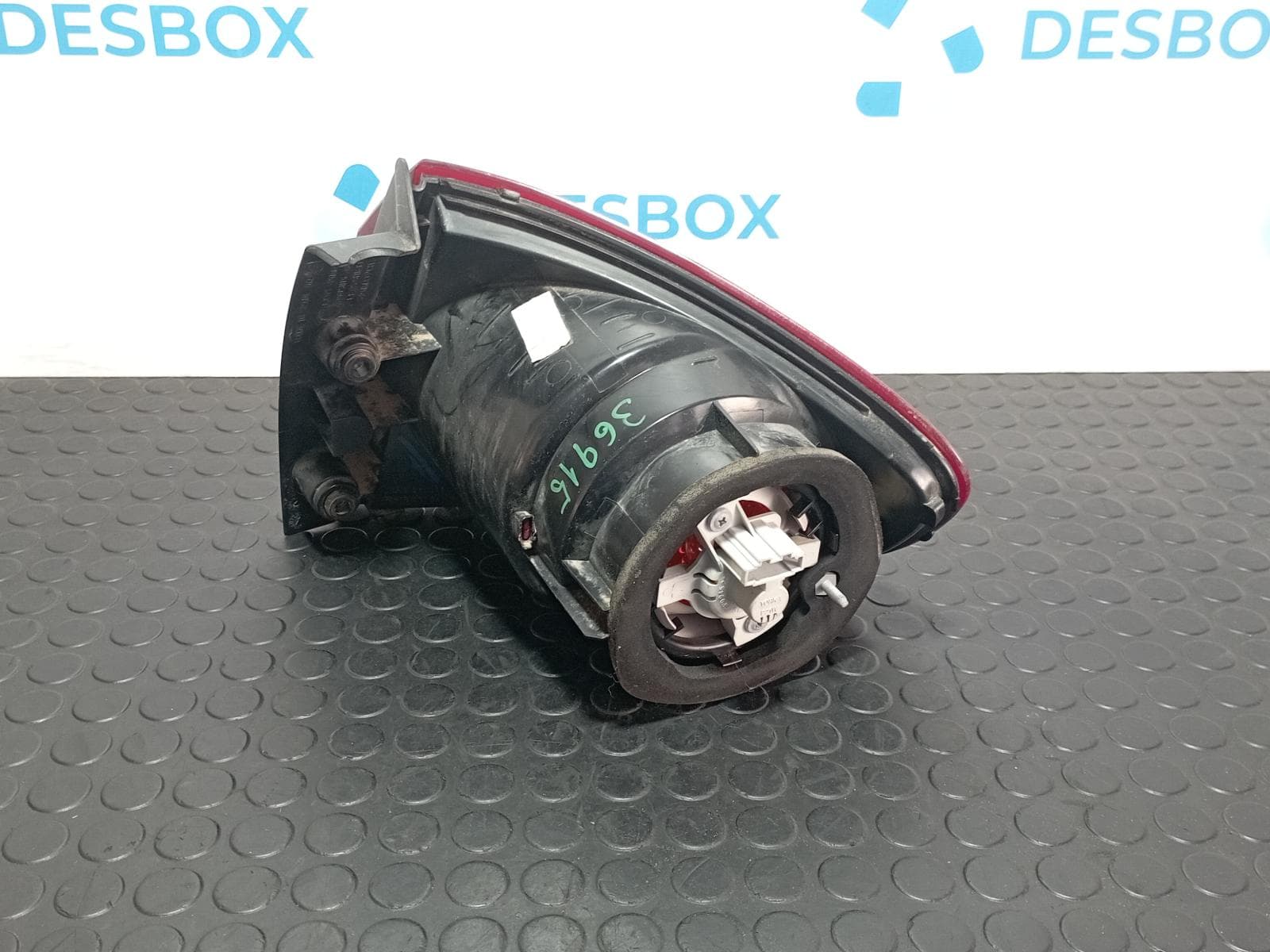 Recambio de PILOTO TRASERO IZQUIERDO para SEAT ALTEA (5P1) 1.6 CAY referencia OEM IAM 5P0945095 - ROJO 2