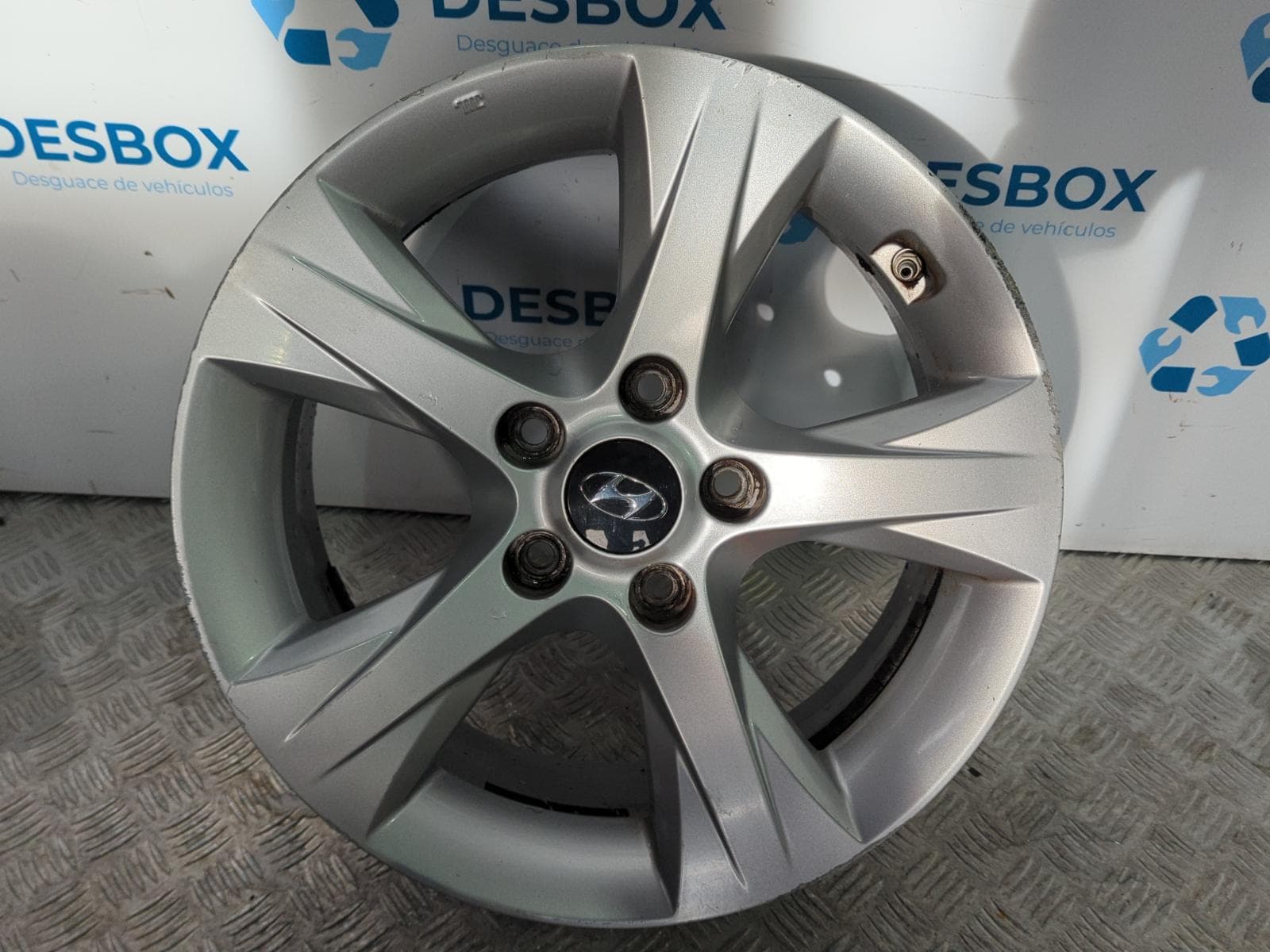 Recambio de JUEGO LLANTAS para HYUNDAI I40 1.6 CRDI D4FD referencia OEM IAM 529103Z100 - NEGRO 4